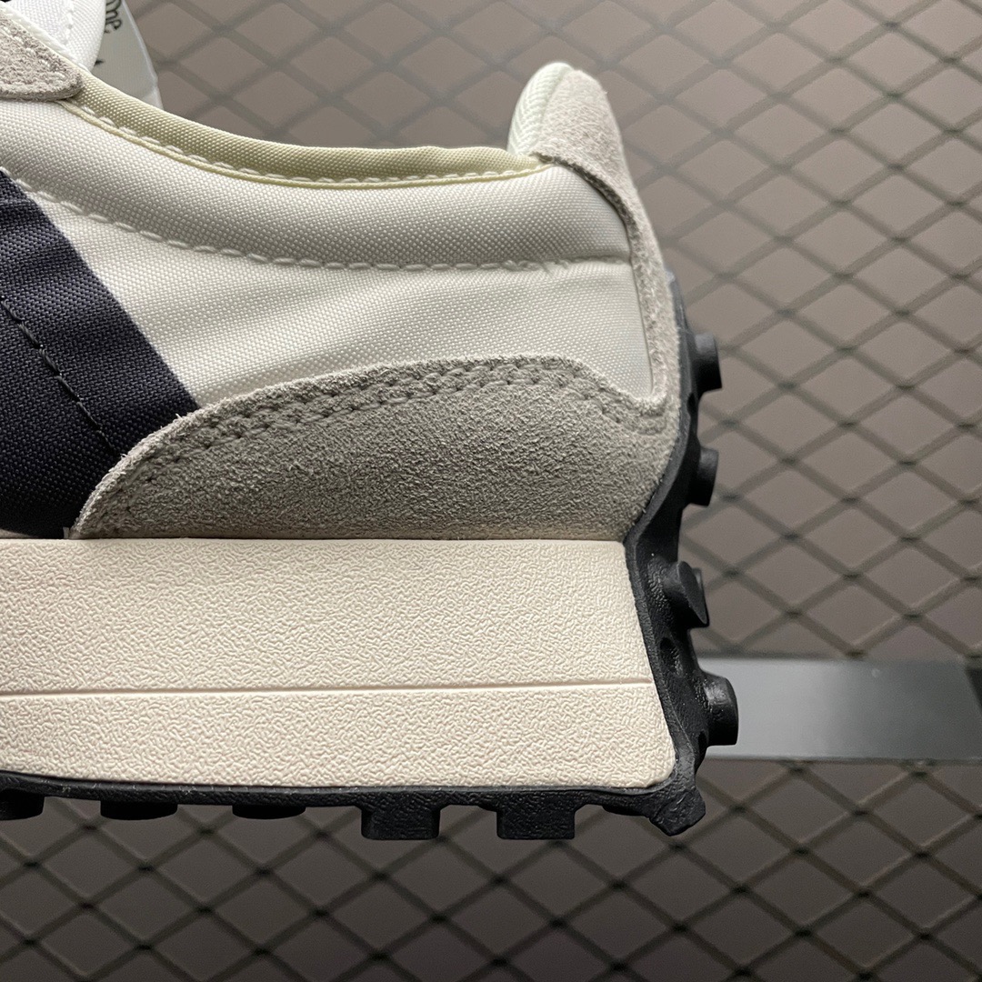 New Balance Sneakers-80