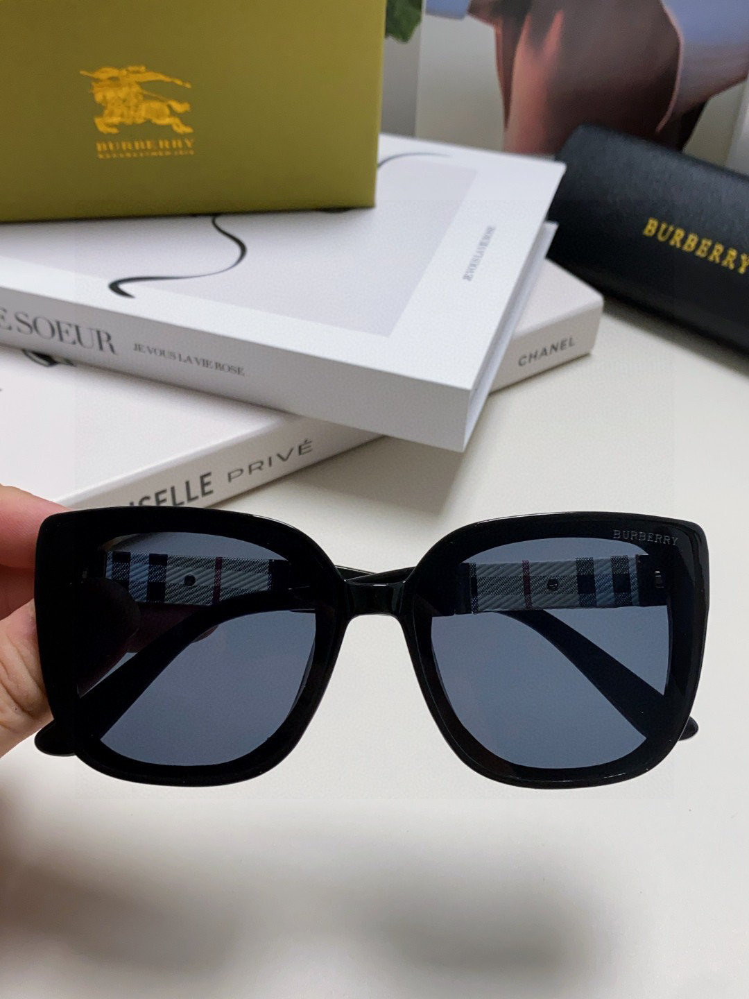 Burberry glasses-27