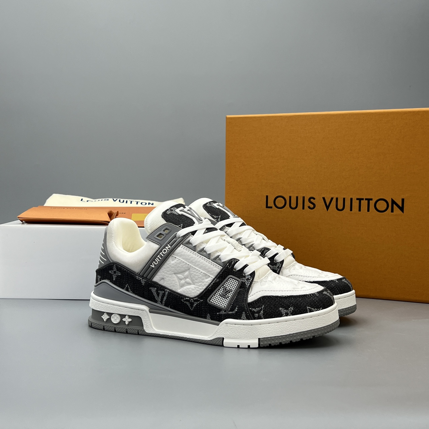 Lv Sneakers-138