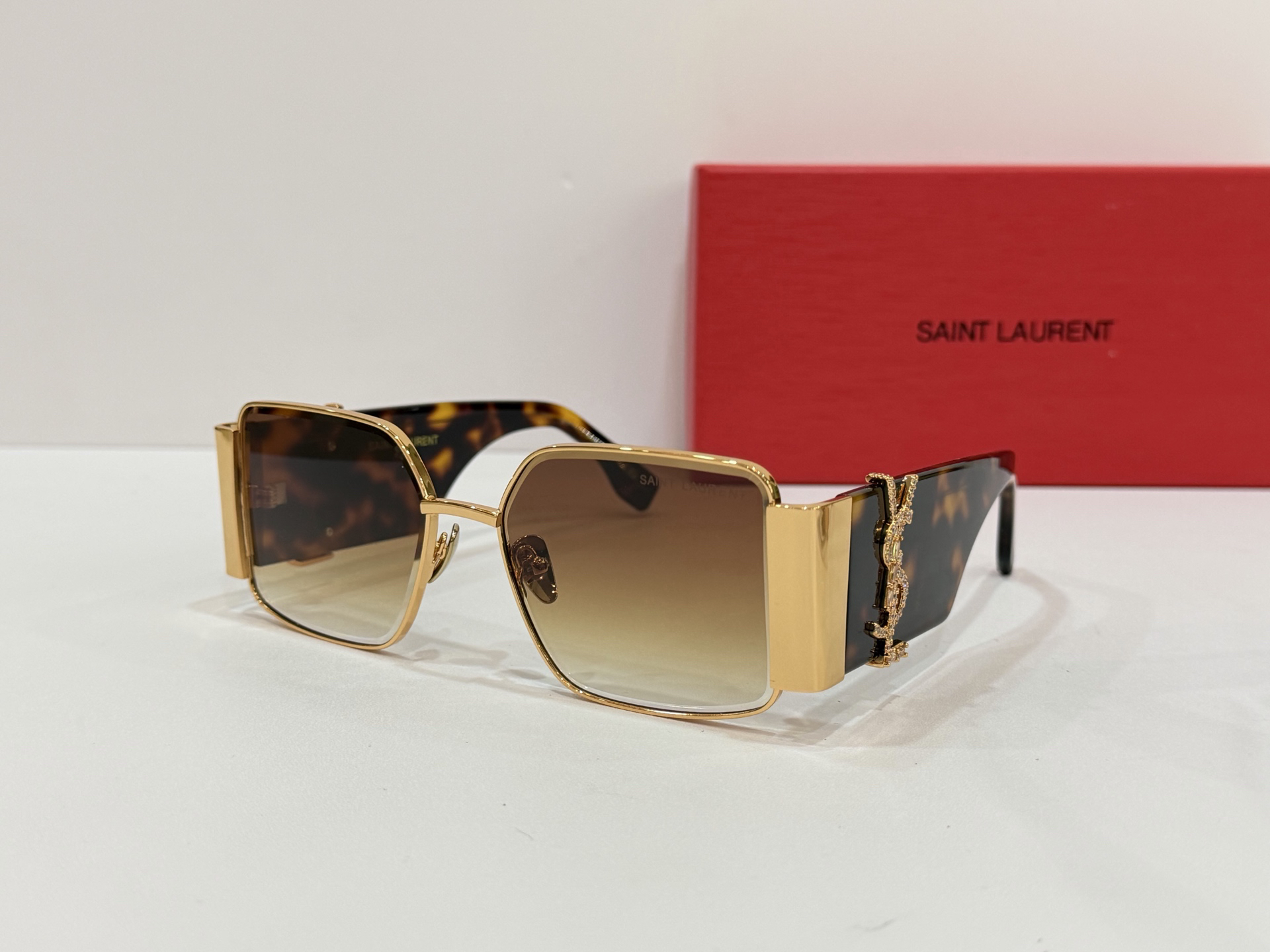 YSL glasses-4