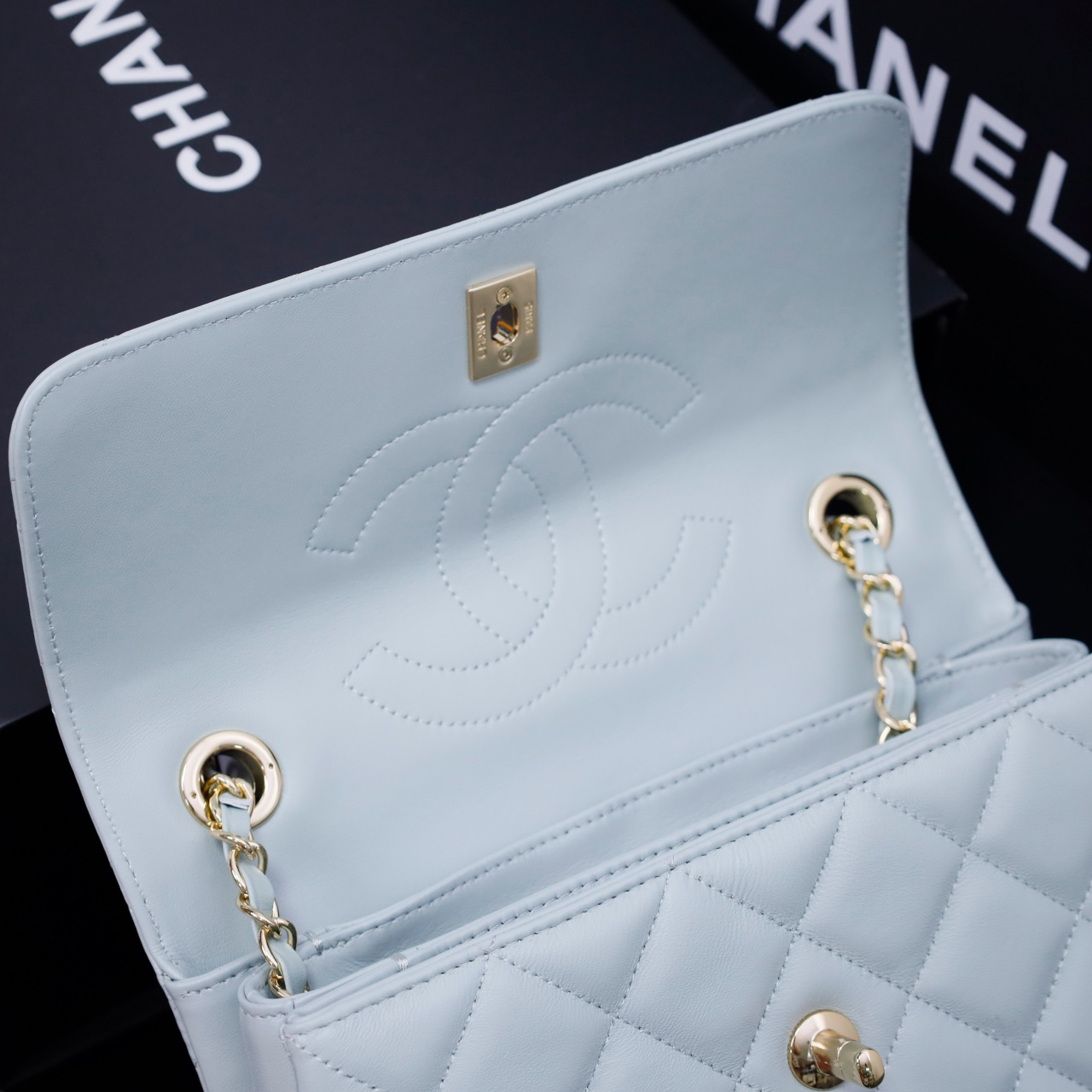 Chanel Hot New Product-90