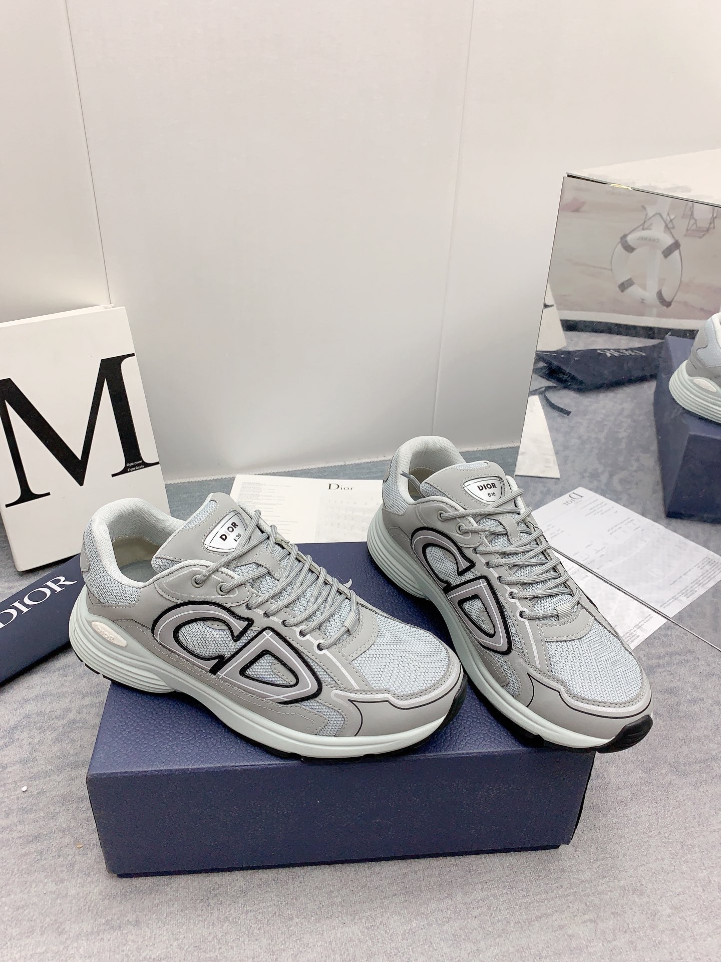Dior Sneakers-106