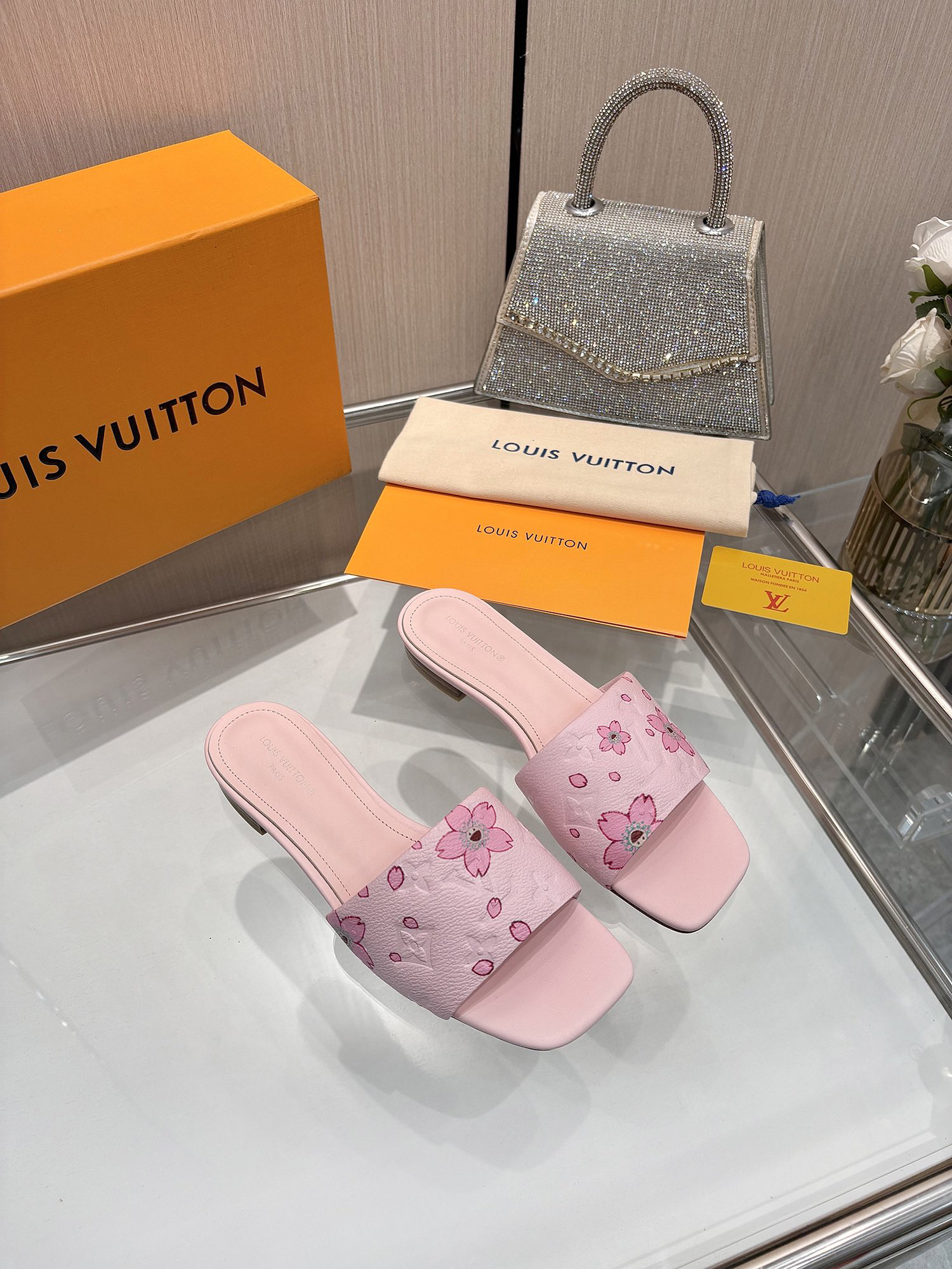 LV Summer footwear