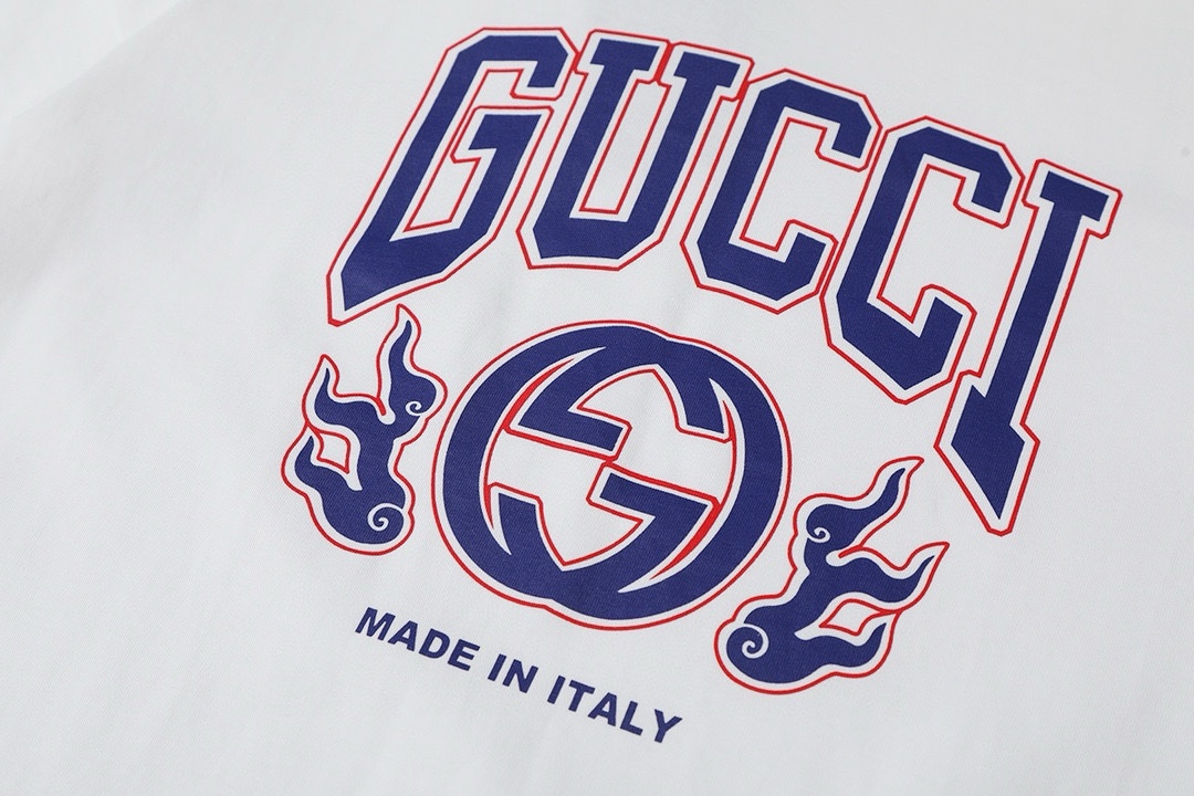 Gucci clothing-14
