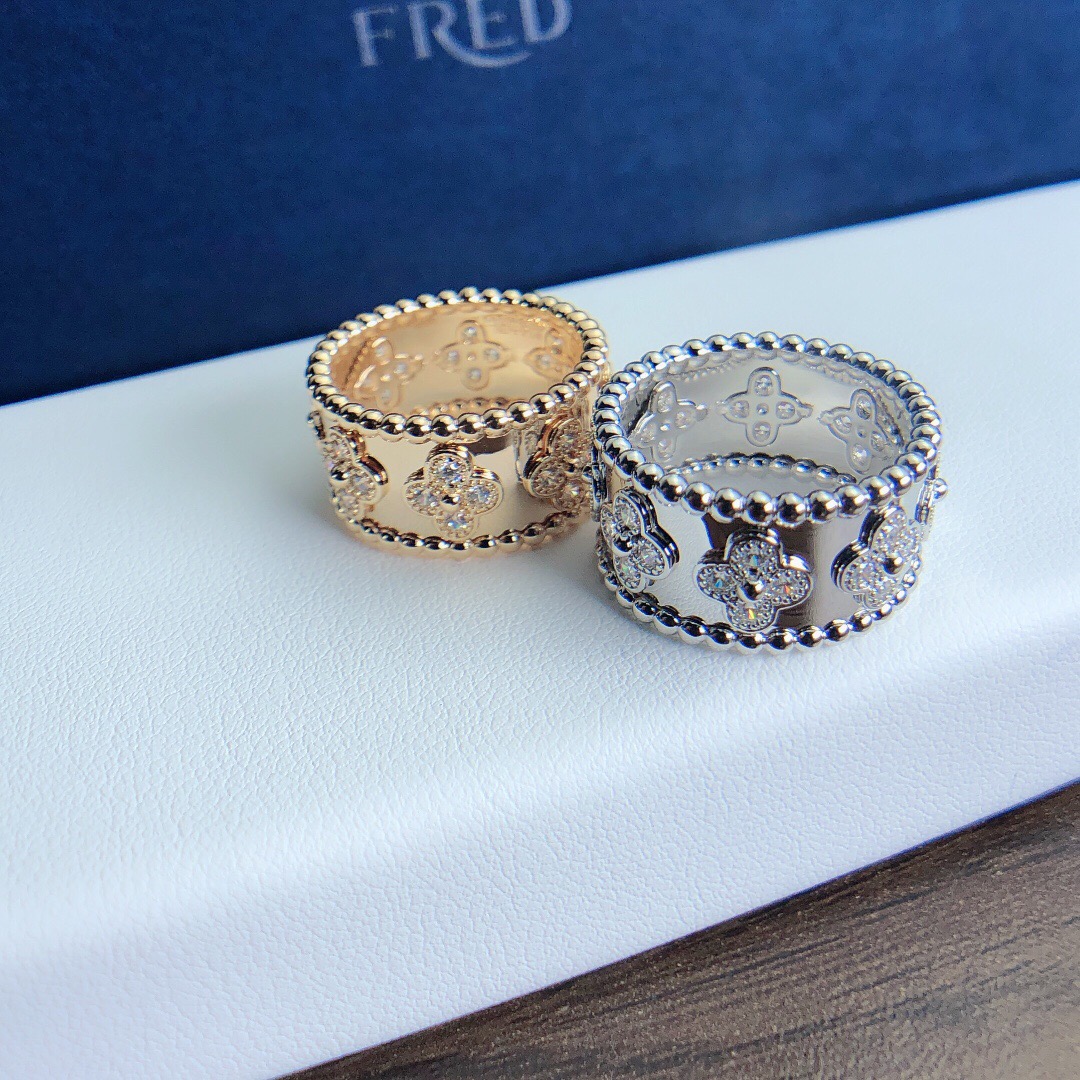 Van Cleef & Arpels ring-109