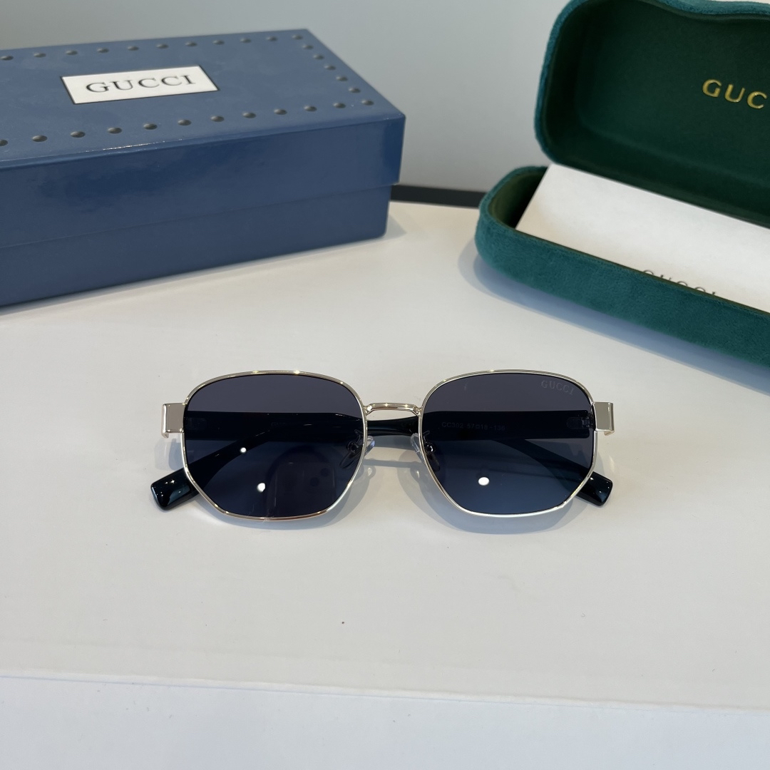 Gucci glasses-45