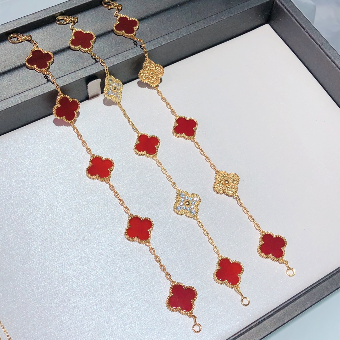 Van Cleef & Arpels Bracelet-119