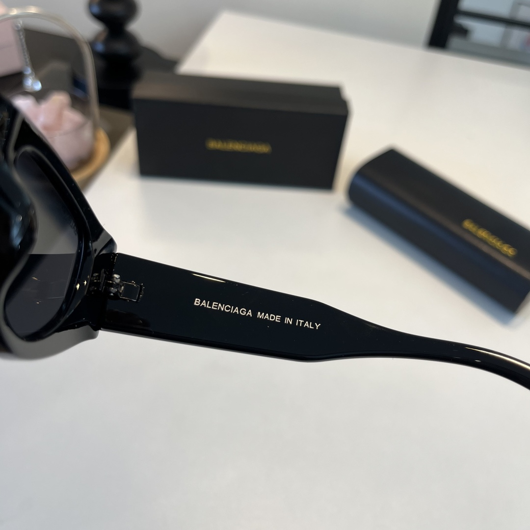 Balenciaga glasses-52