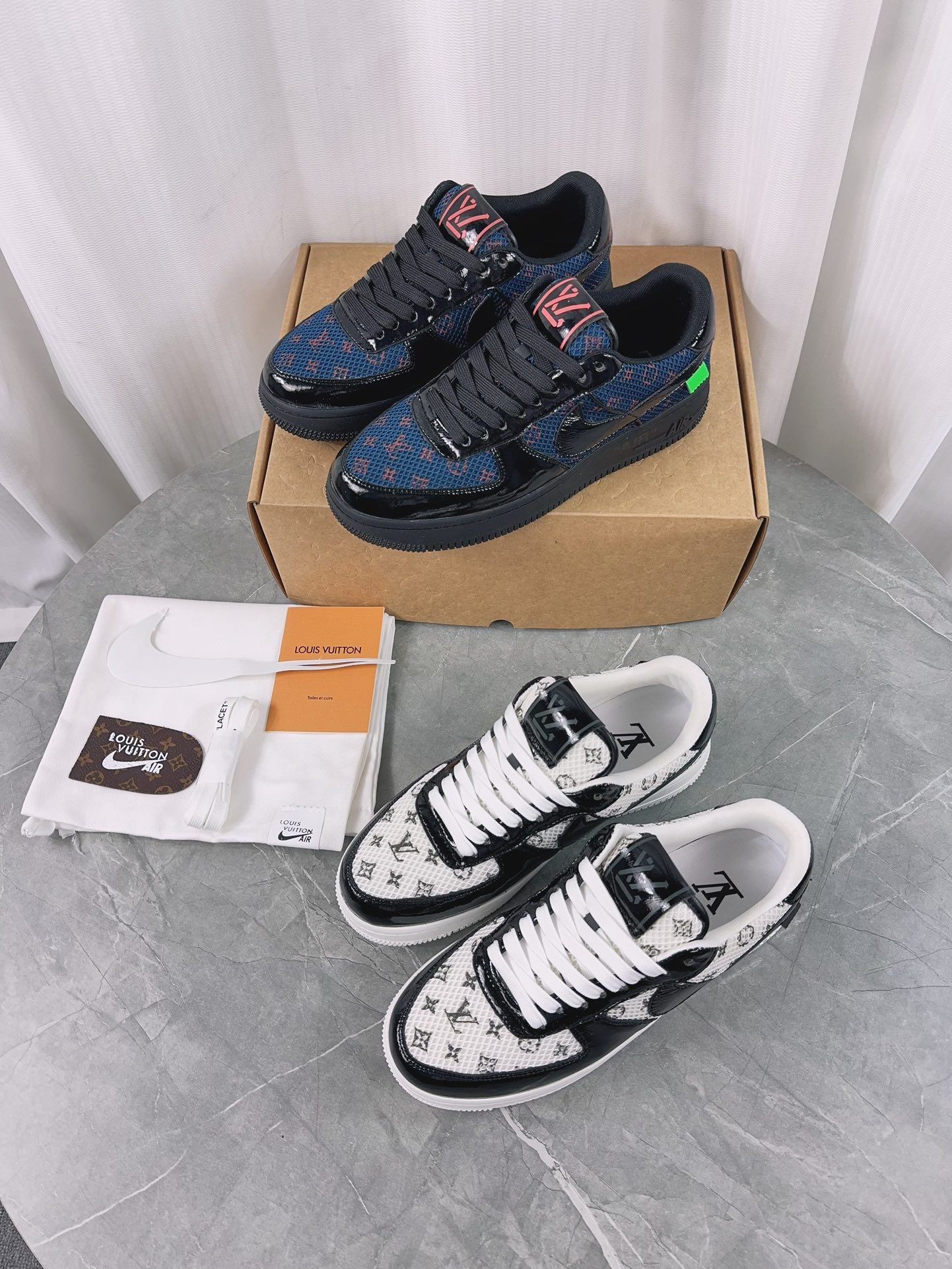 Lv Sneakers-247