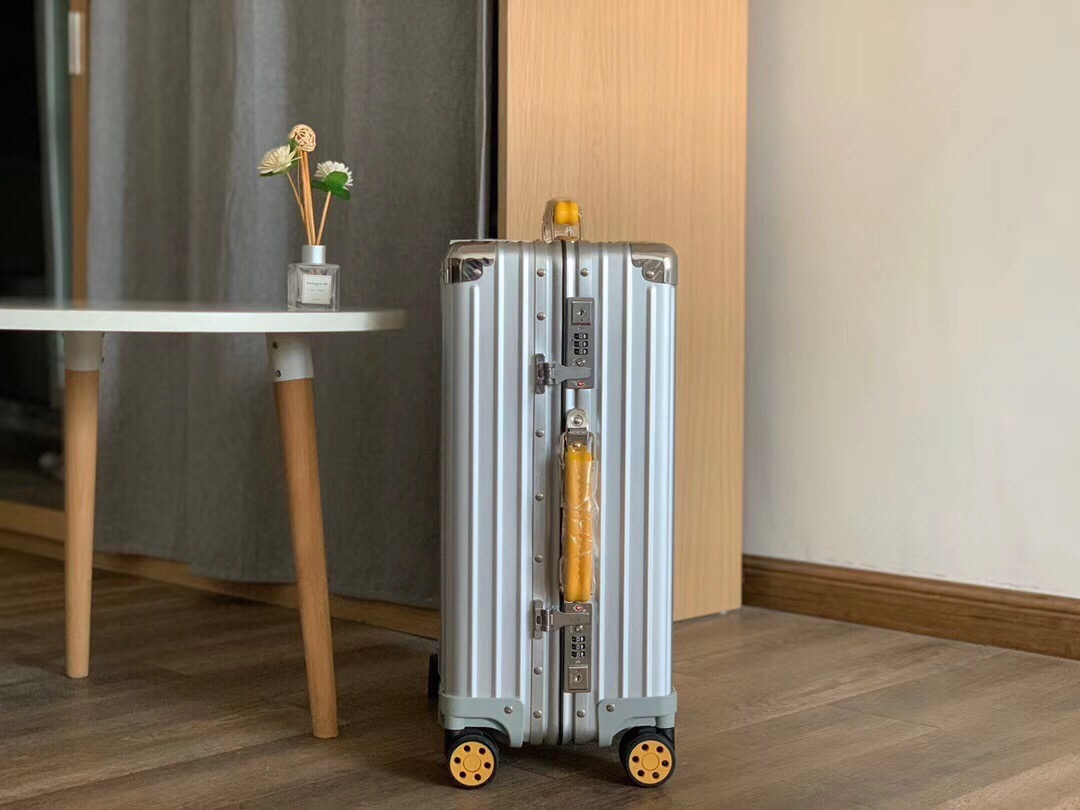 RIMOWA luggage-19