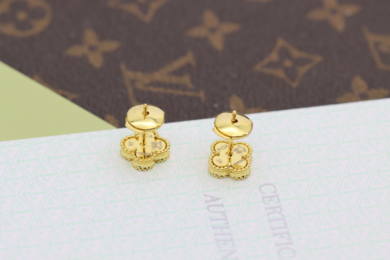 Van Cleef & Arpels earring-23