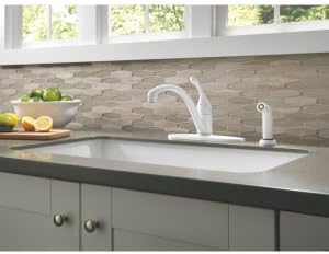 Delta Faucet Collins Single-Handle Kitchen Faucet with Side Sprayer, Chrome Kitchen Sink Faucet, Kitchen Faucet 3 Hole, Chrome 44-DST