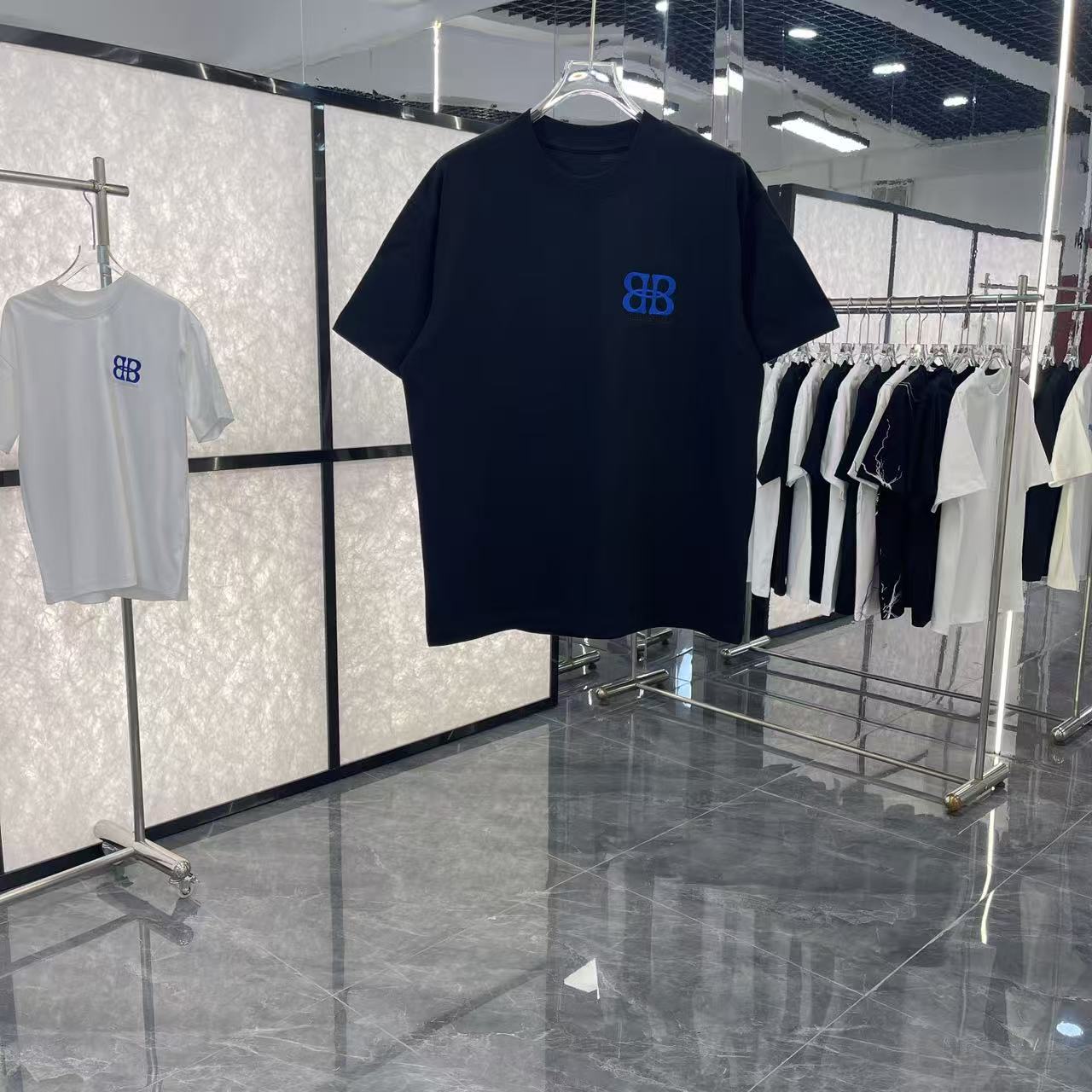 Balenciaga clothing-97