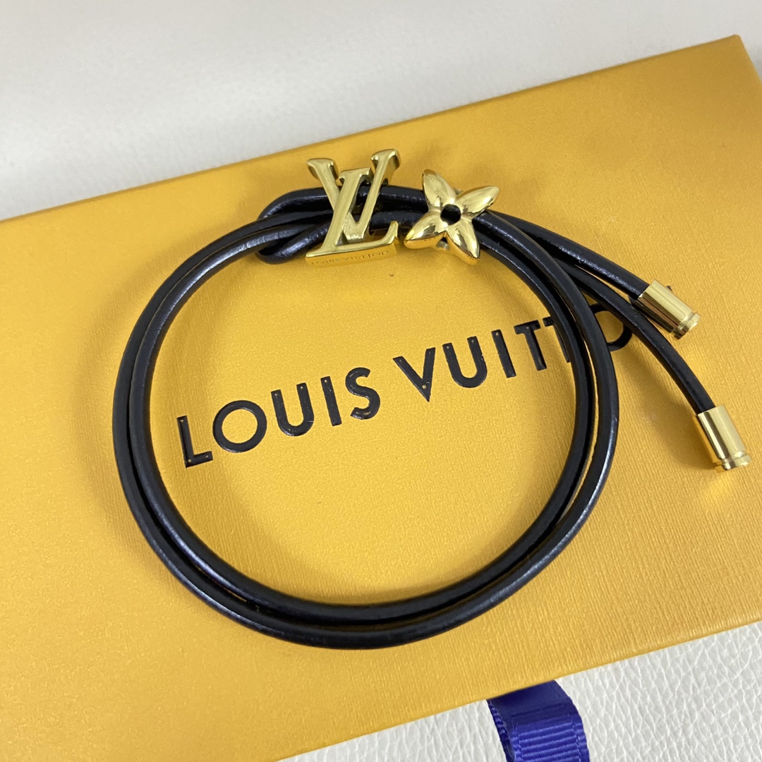 LV Bracelet-84