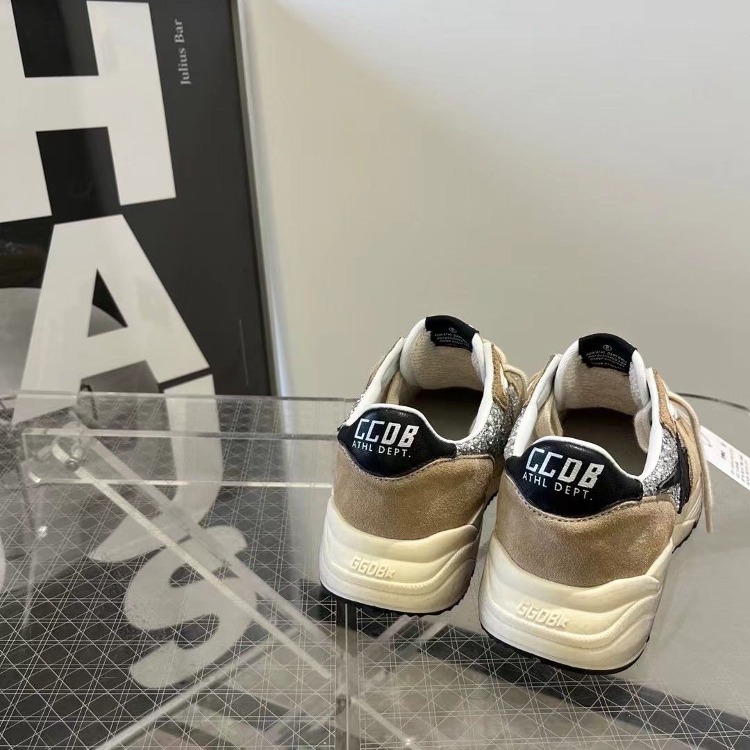 Golden Goose Sneakers-97