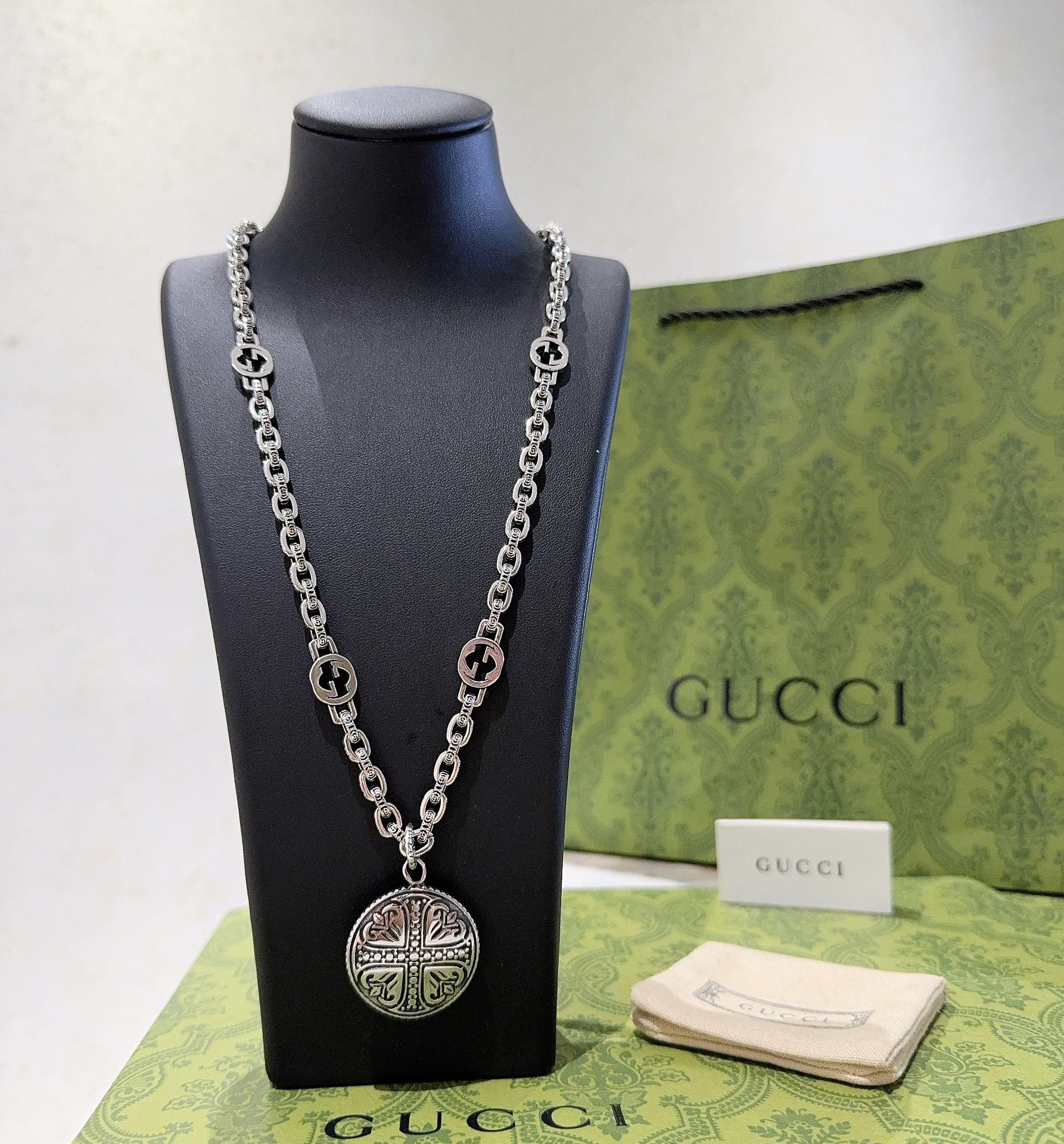 Gucci necklace-57