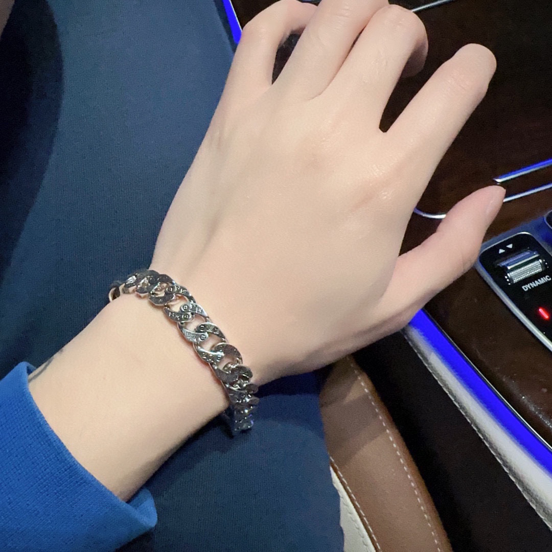 LV Bracelet-24