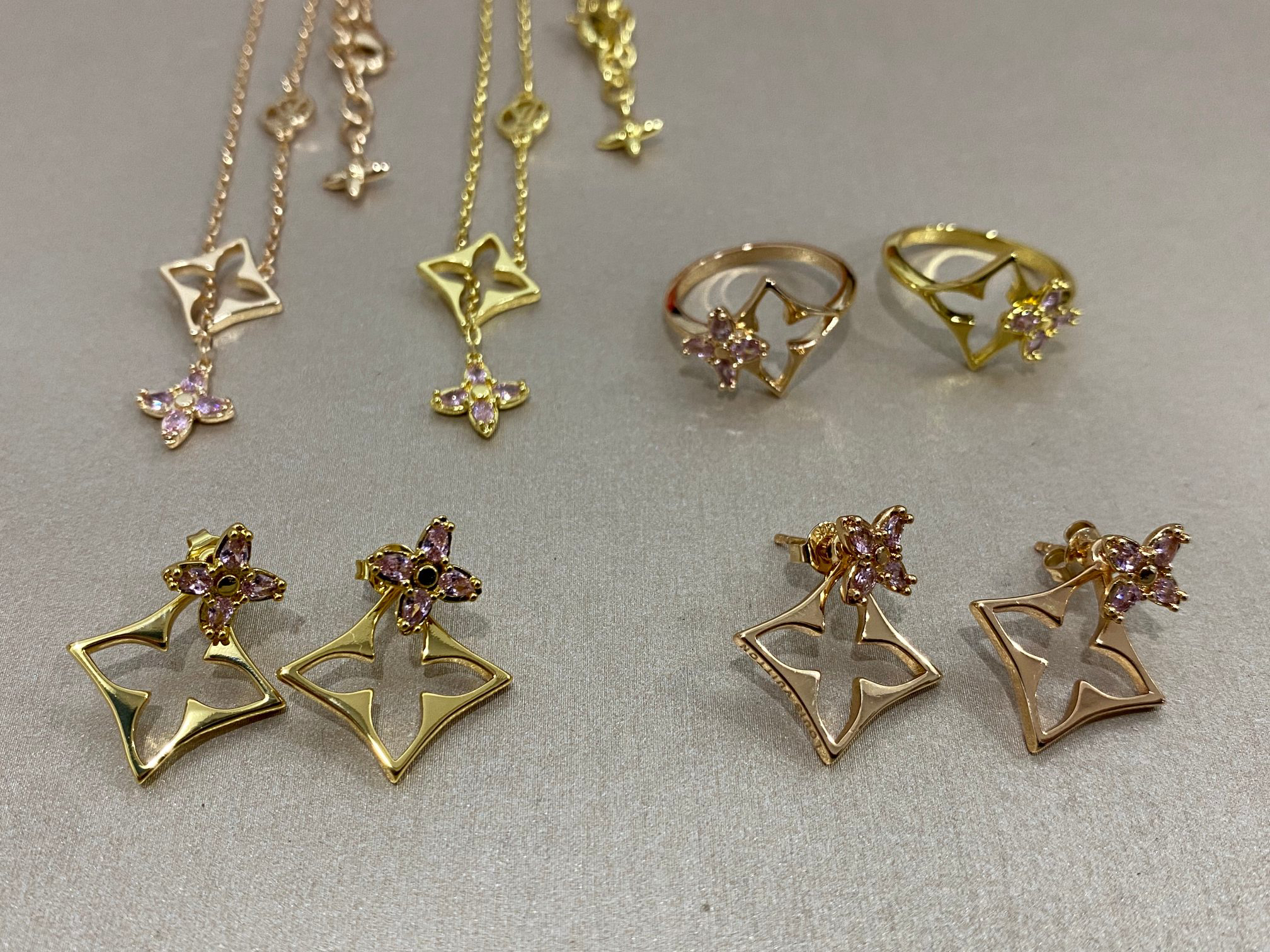 LV earrings-32