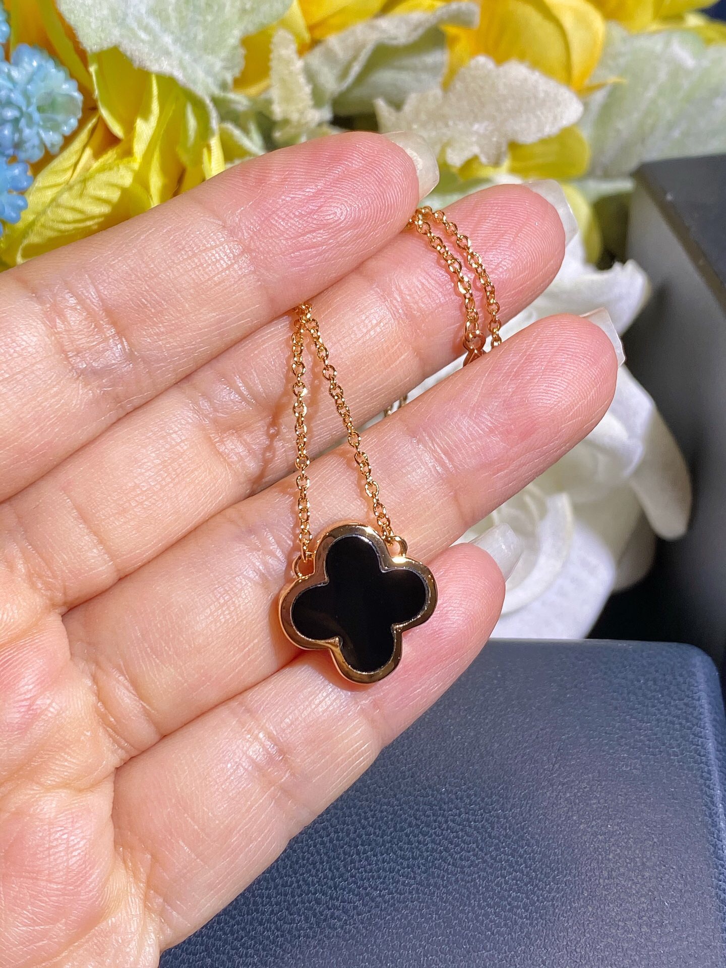 Van Cleef & Arpels necklace-46