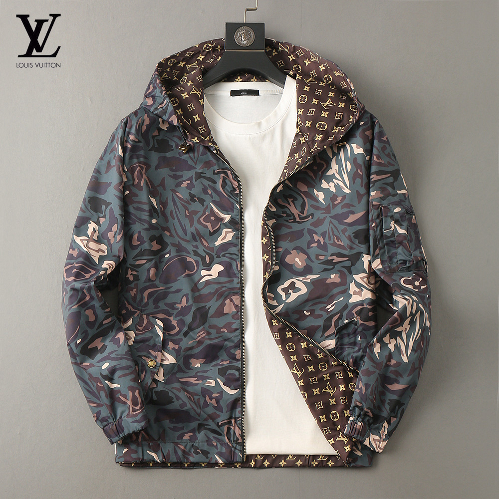 LV Clothing-261