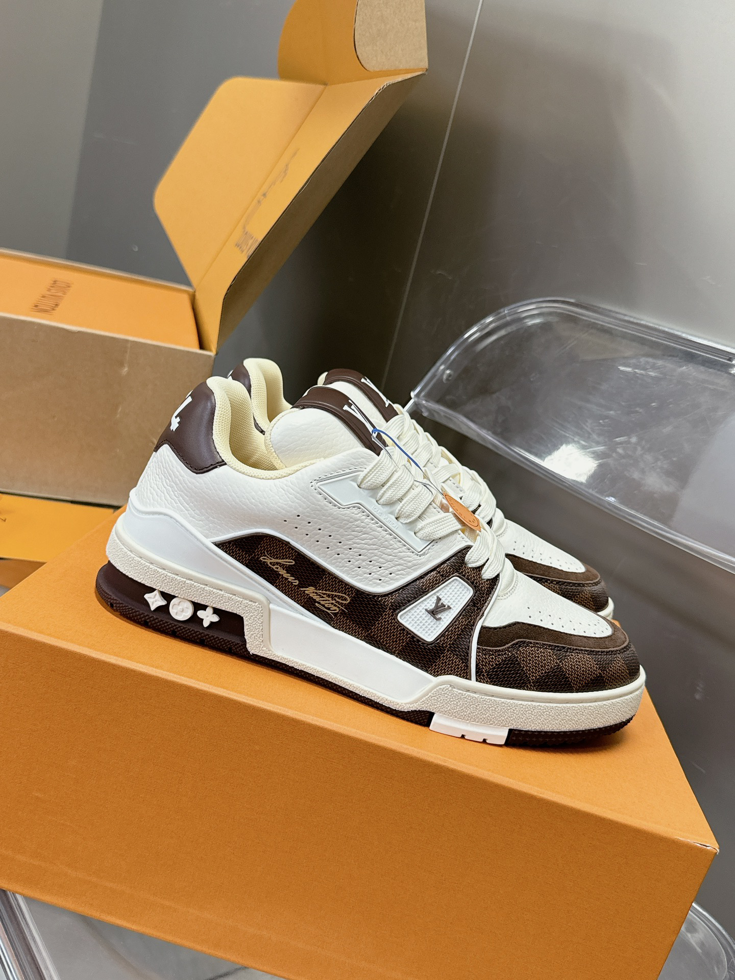 Lv Sneakers-73