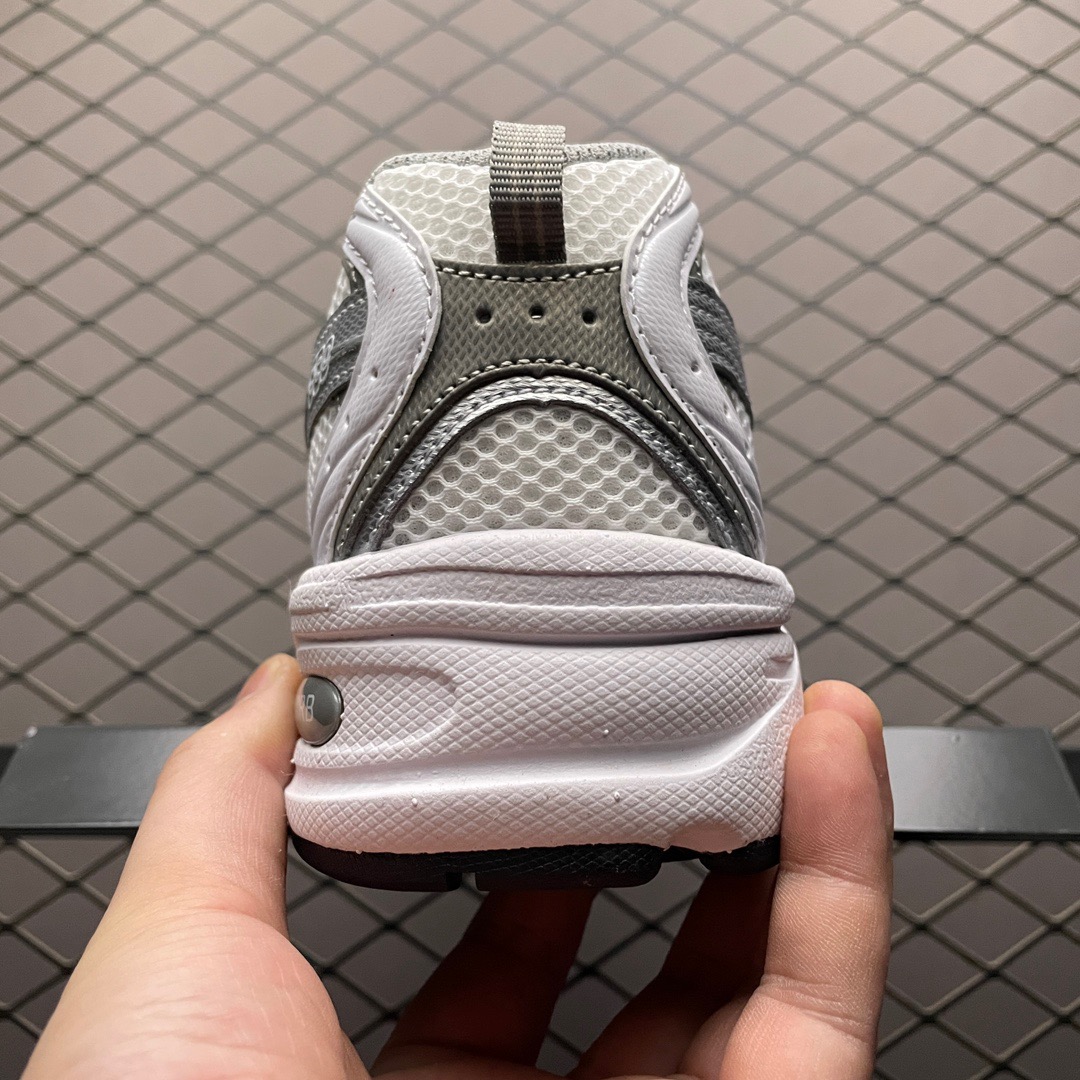 New Balance Sneakers-4