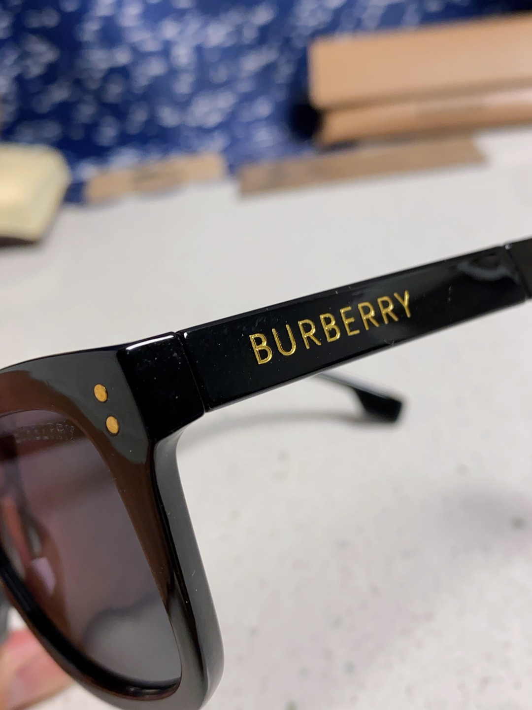 Burberry glasses-40