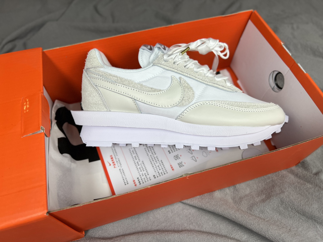 Nike Sneakers-238
