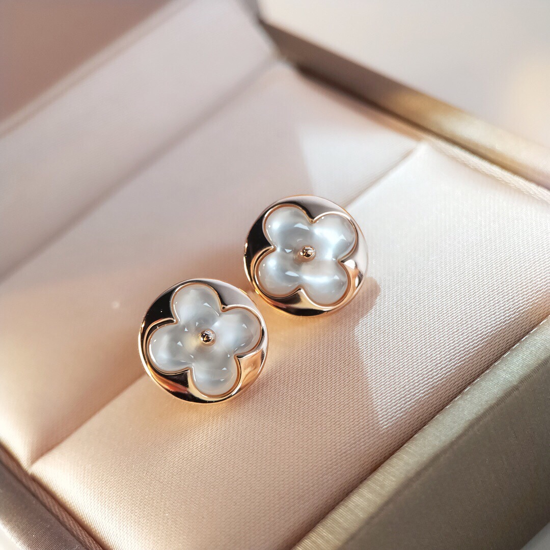LV earrings-49
