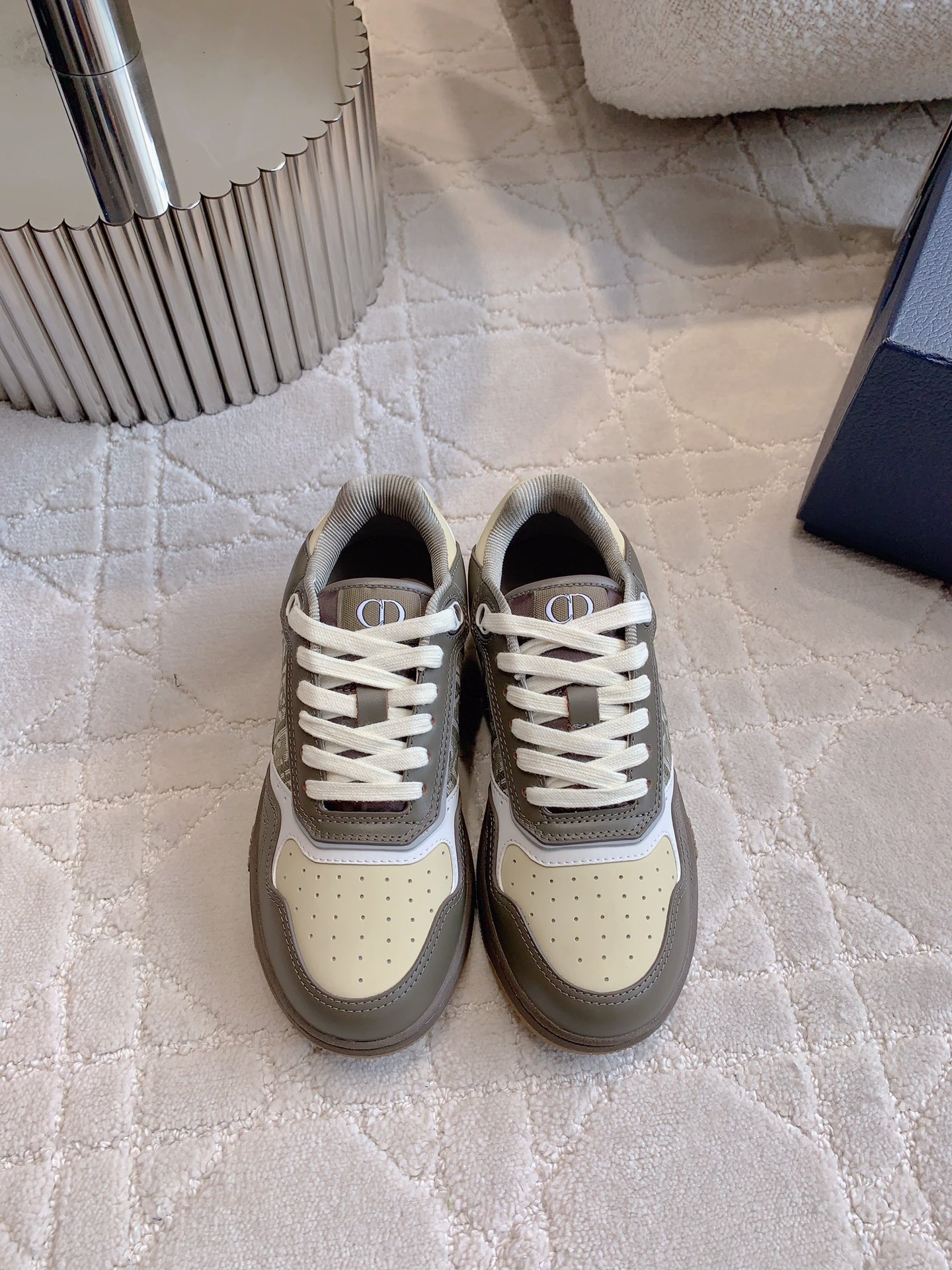 Dior Sneakers-136