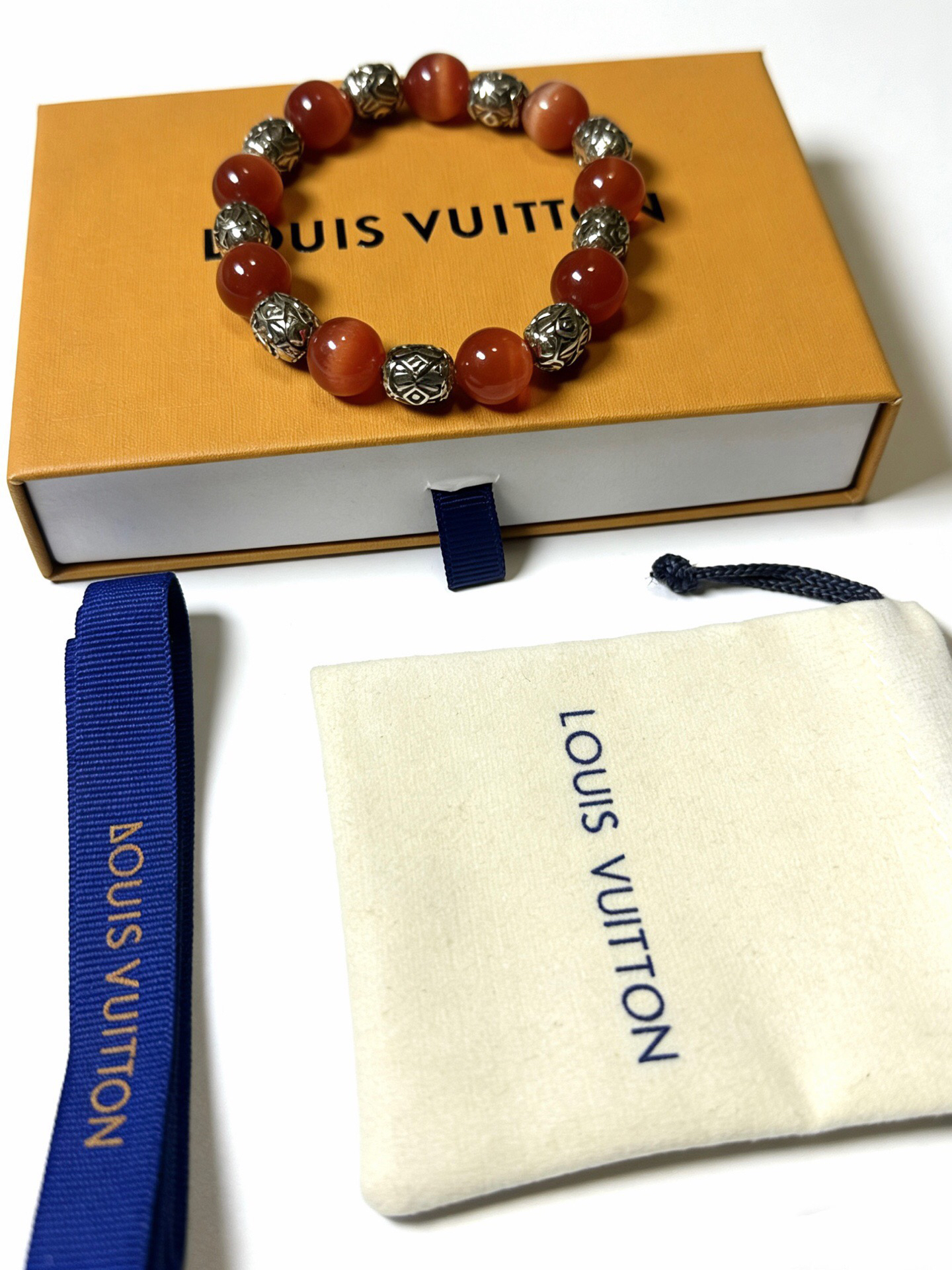 LV Bracelet-37