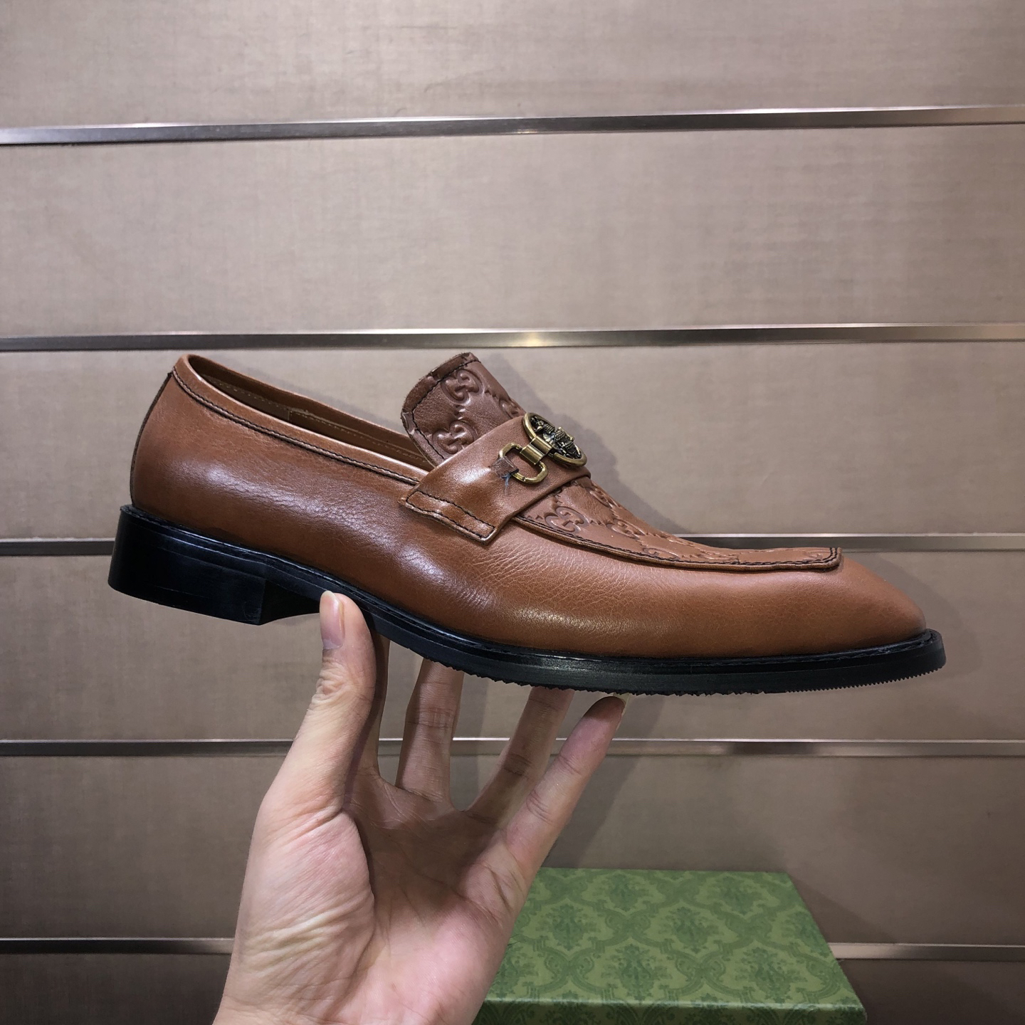 Gucci Sneakers-174