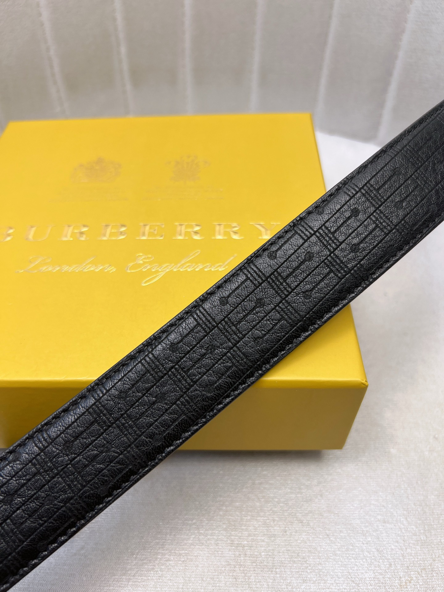 Burberry belt-83