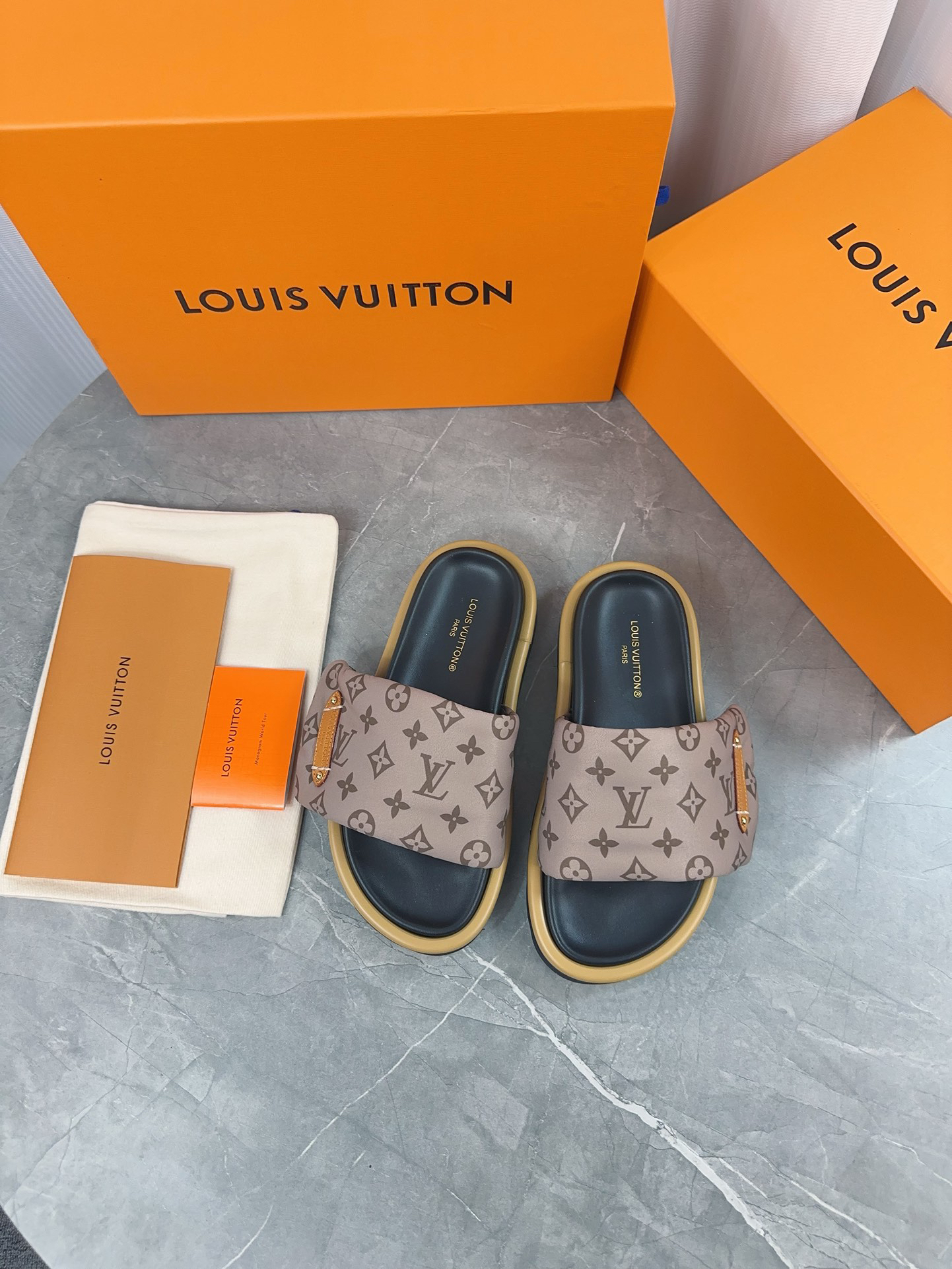 LV Summer footwear