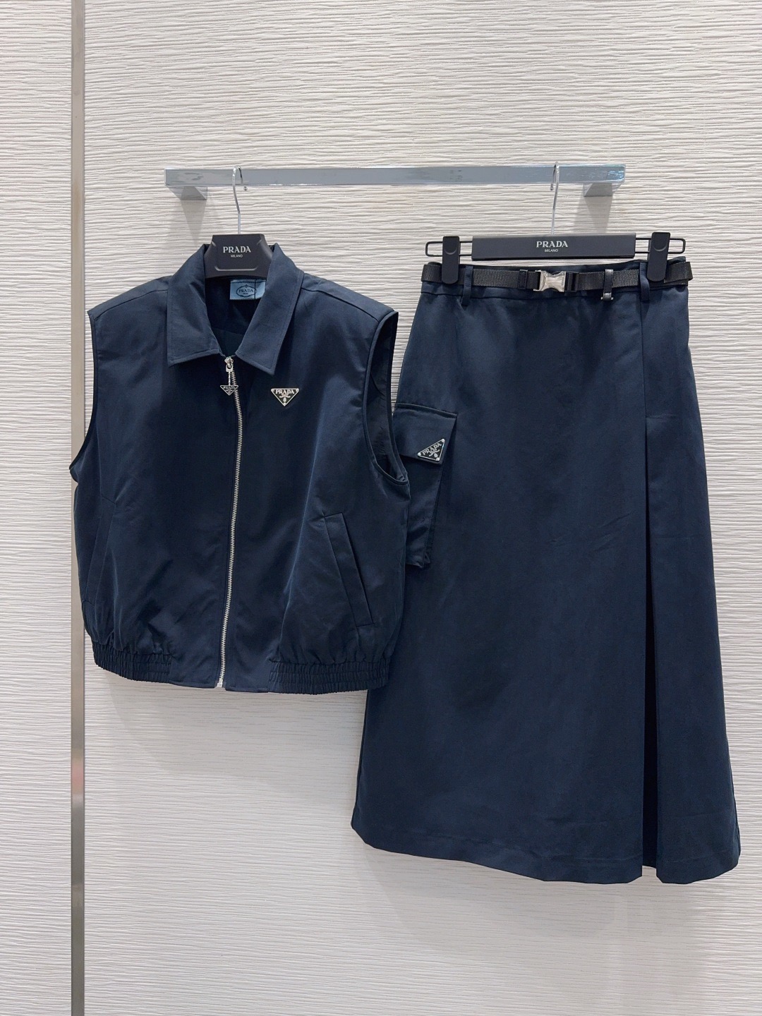 Prada Clothing-268