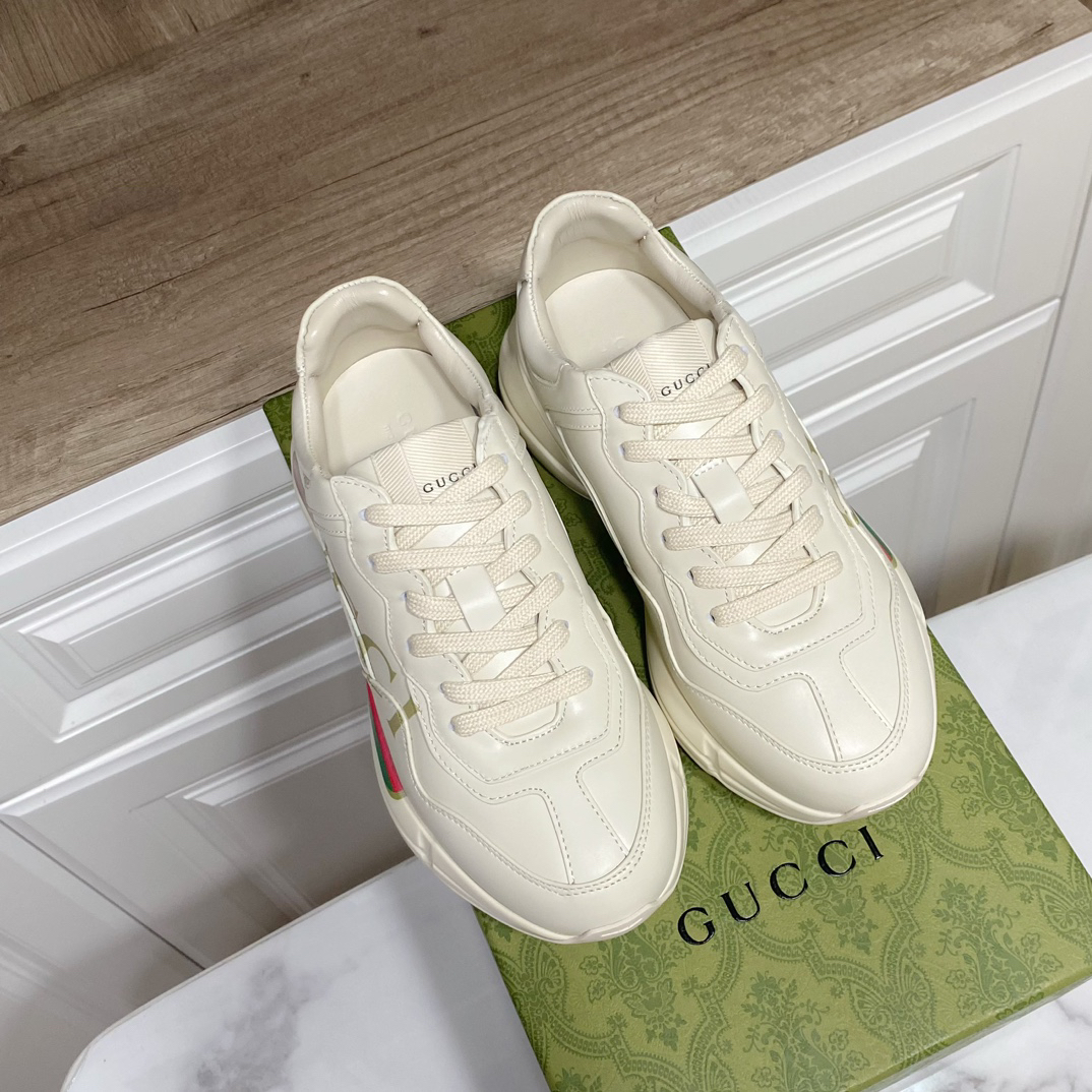 Gucci Sneakers-197