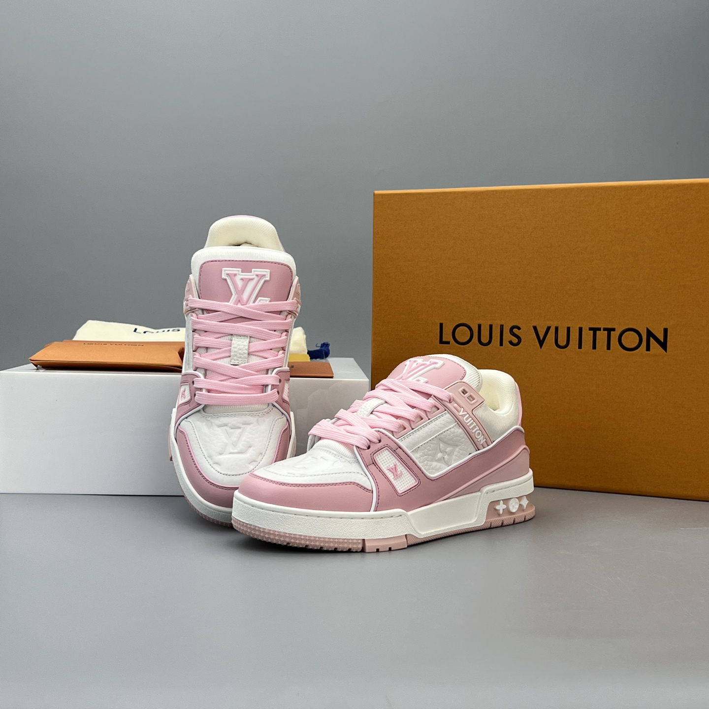 Lv Sneakers-142