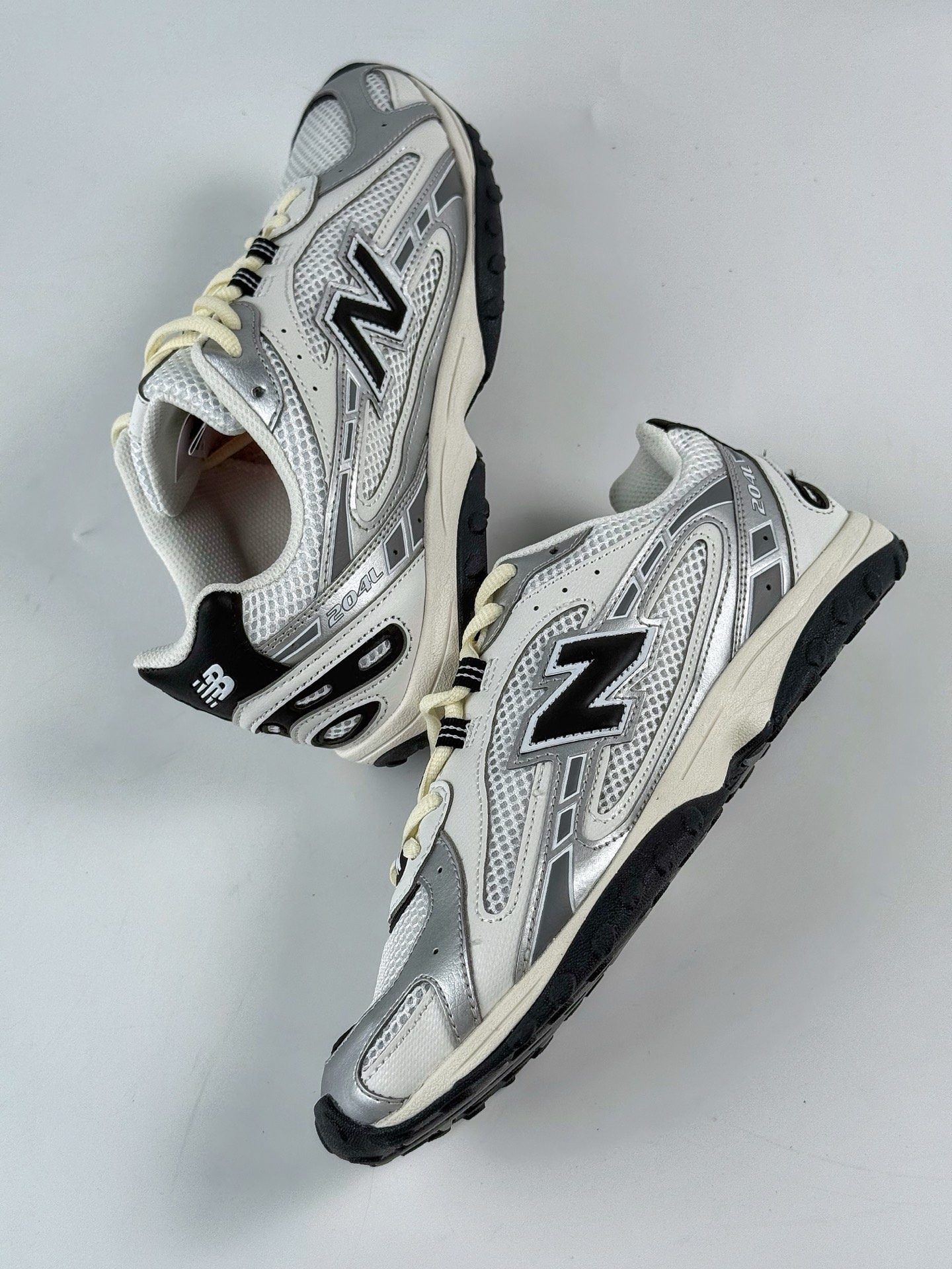 New Balance Sneakers-124