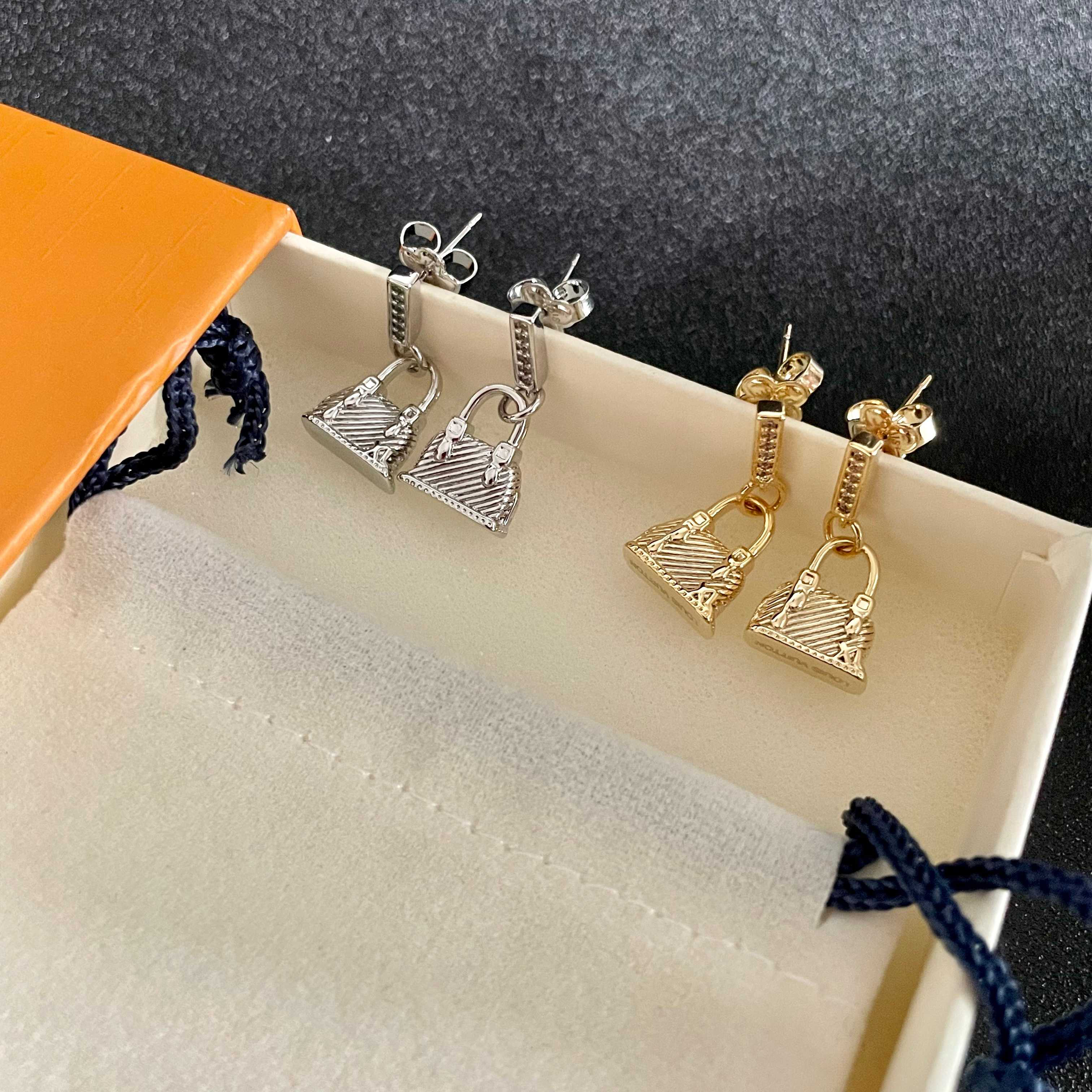 LV earrings-90