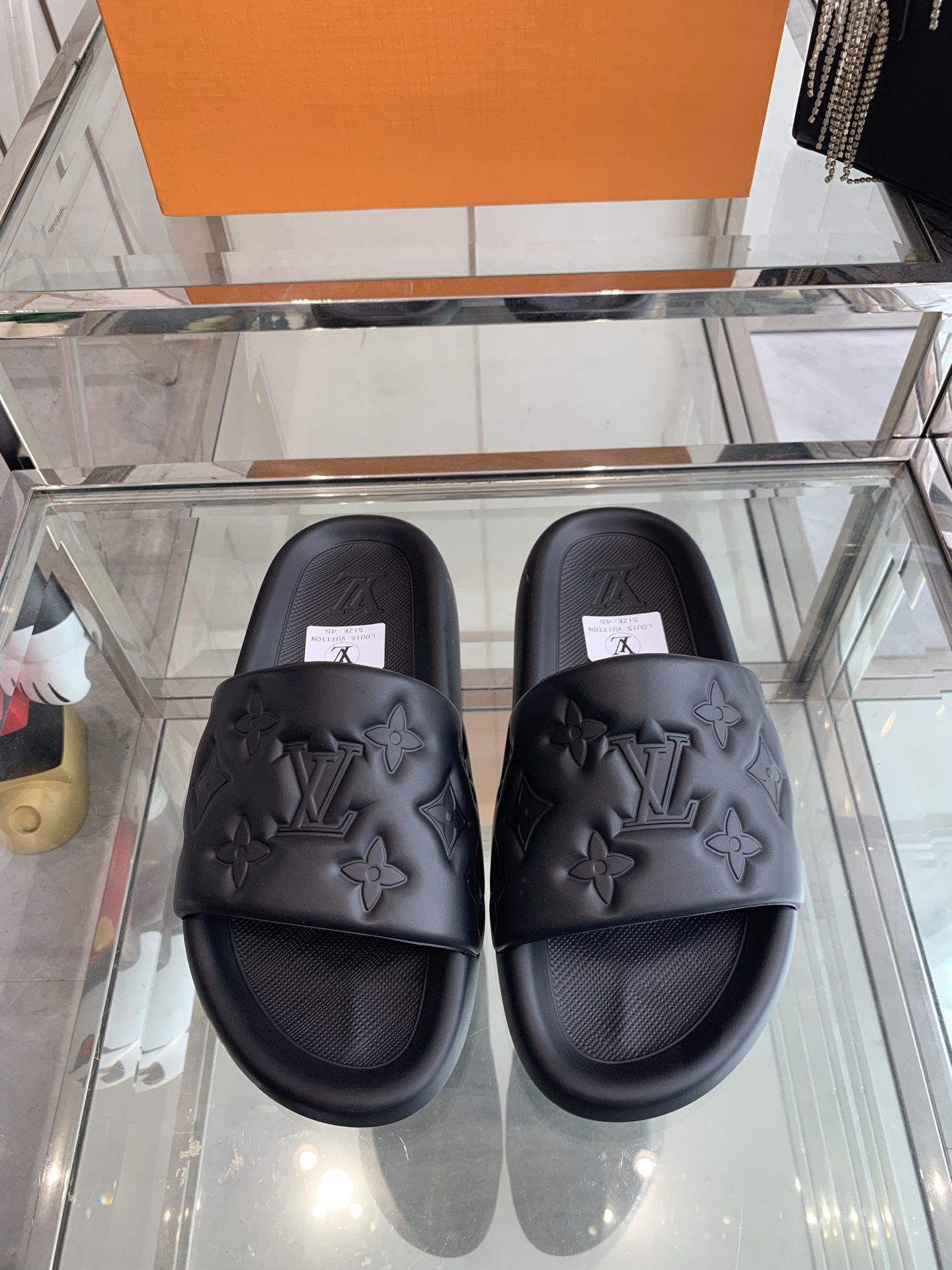 LV Summer footwear
