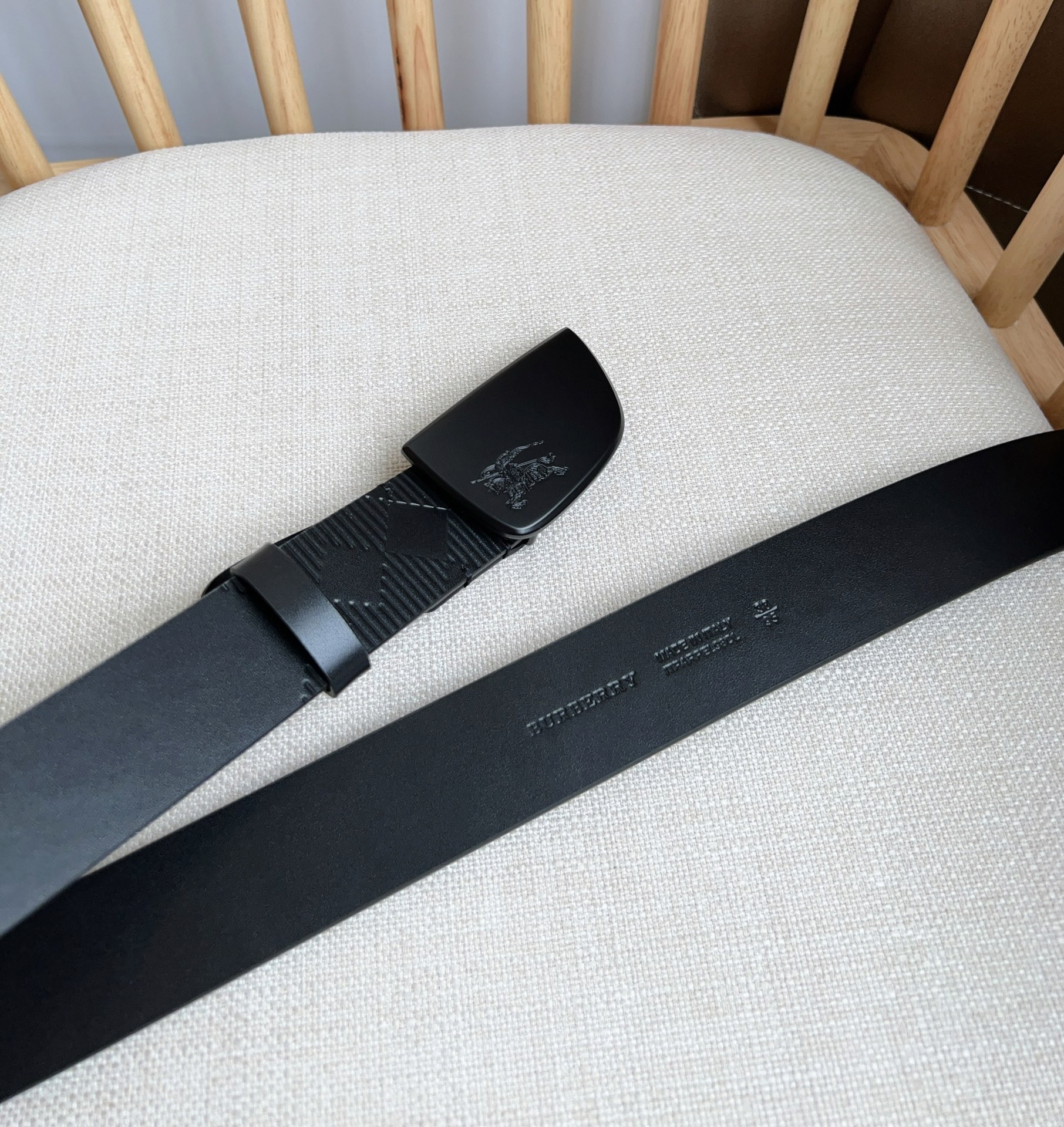 Burberry belt-54