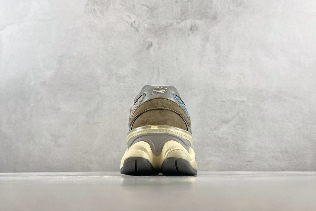 New Balance Sneakers-71