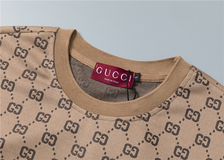 Gucci clothing-100