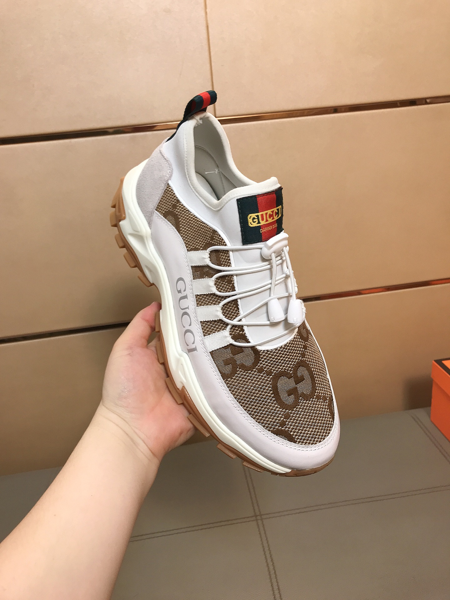Gucci Sneakers-192