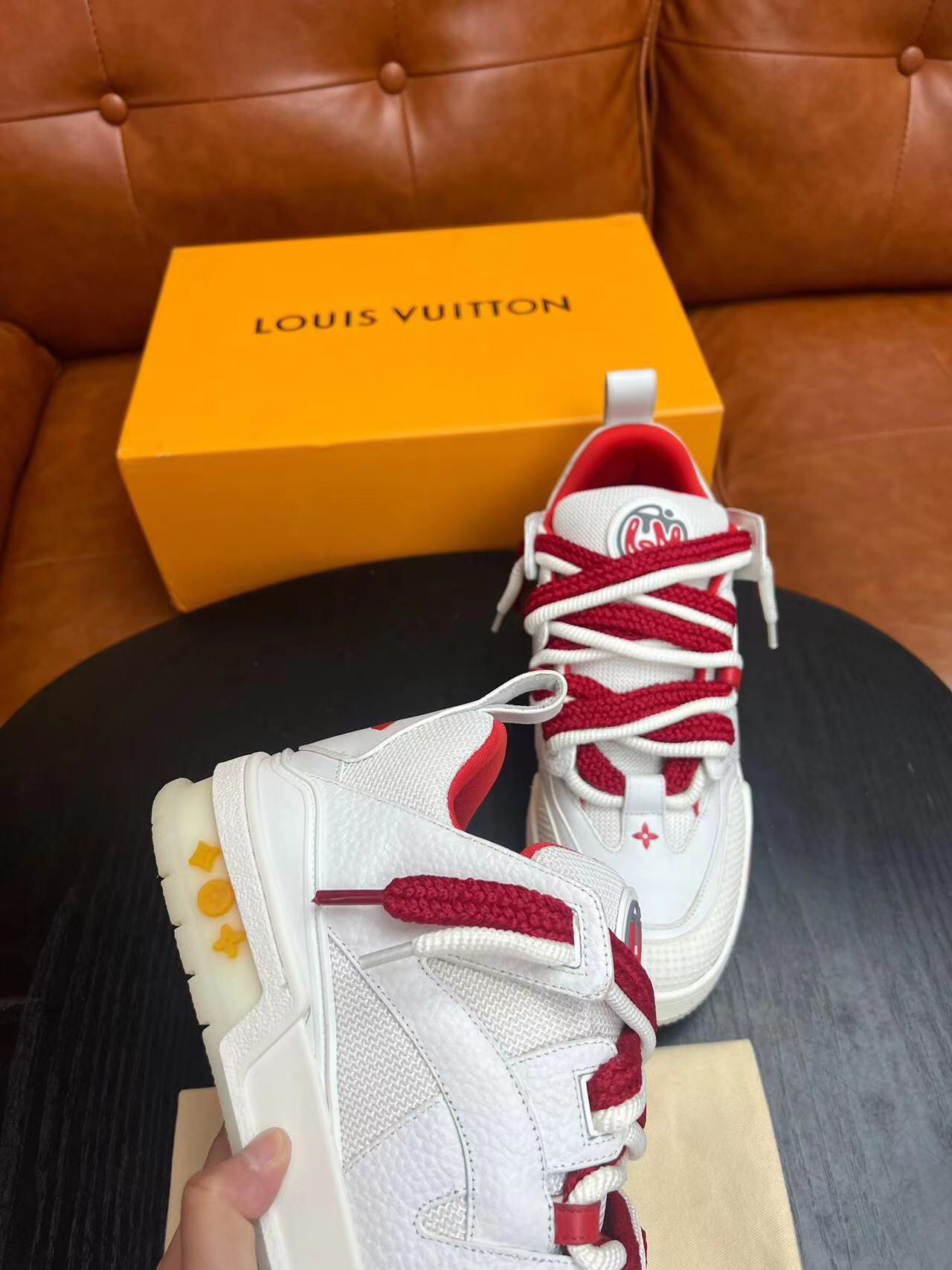 Lv Sneakers-37