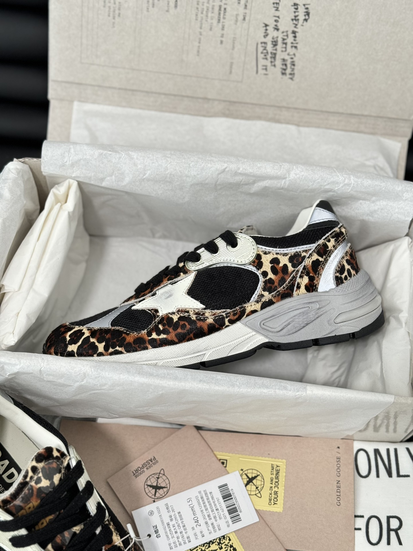 Golden Goose Sneakers-40