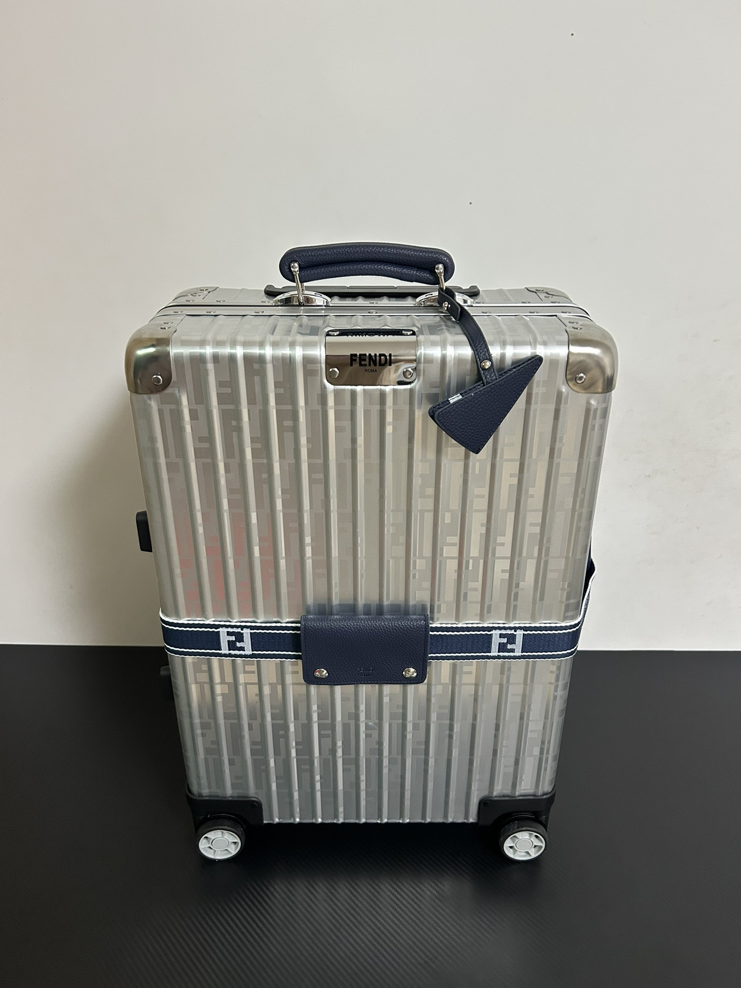 Fendi luggage-11
