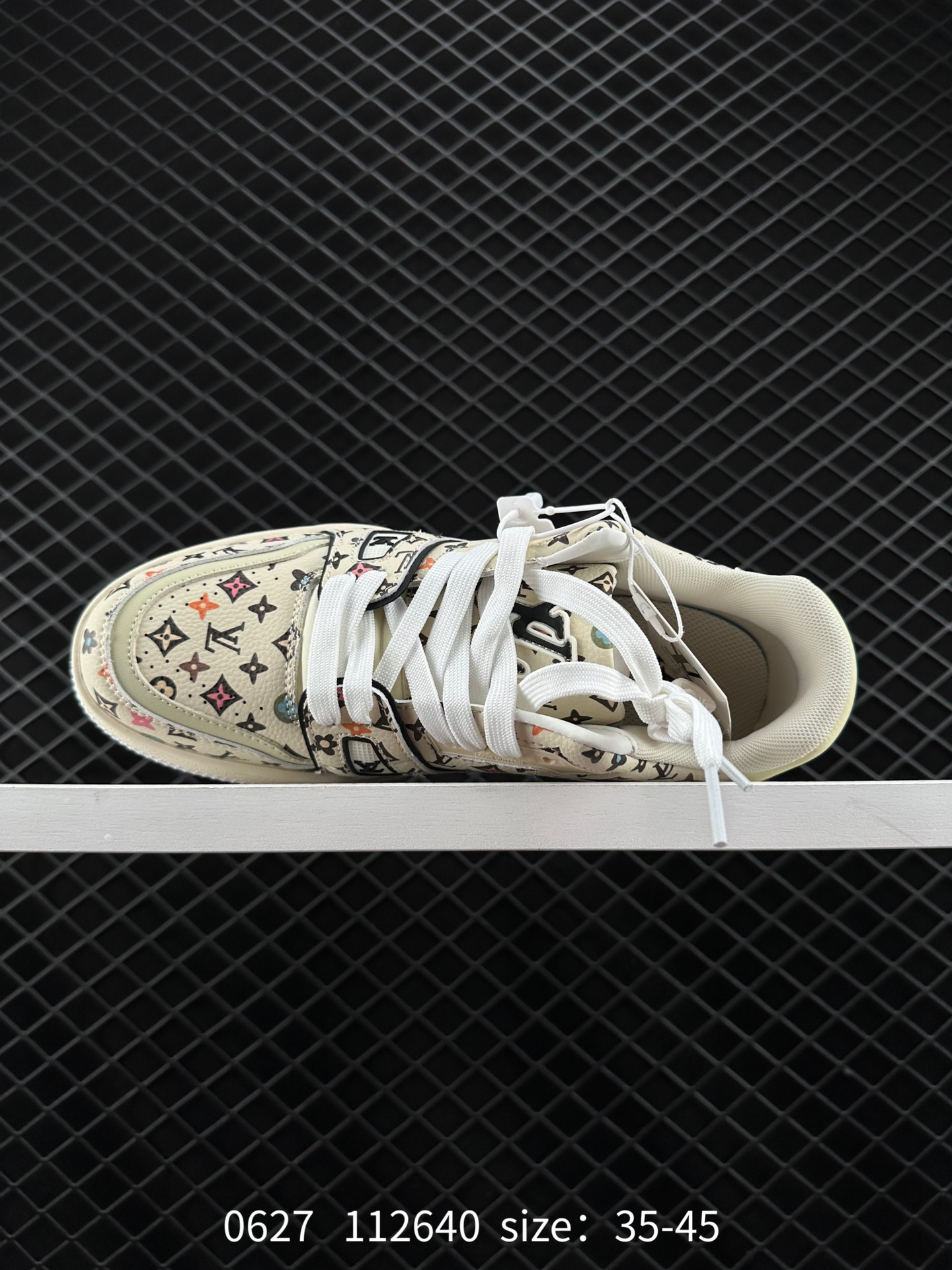 Lv Sneakers-5