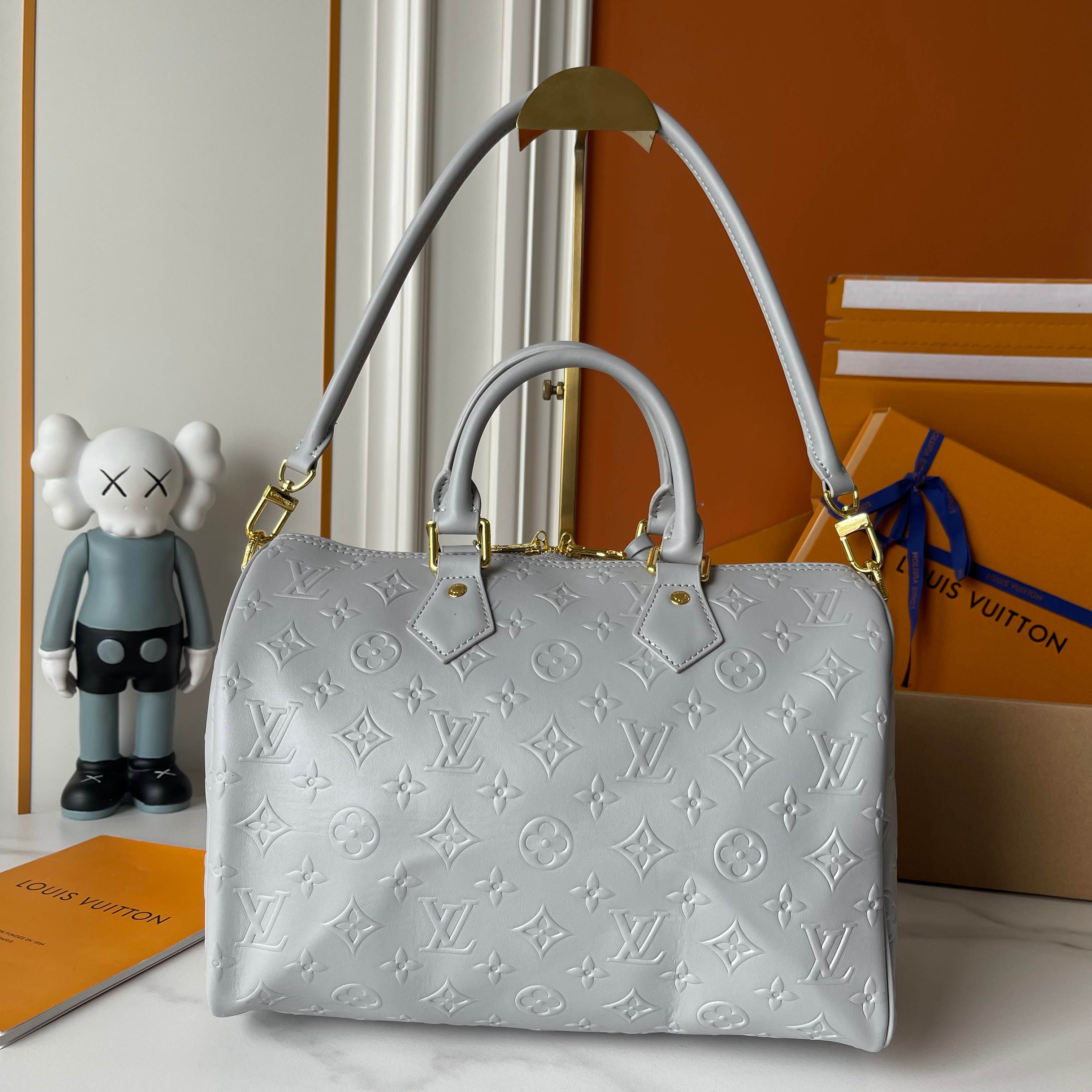 Louis Vuitton Hot New Product-128