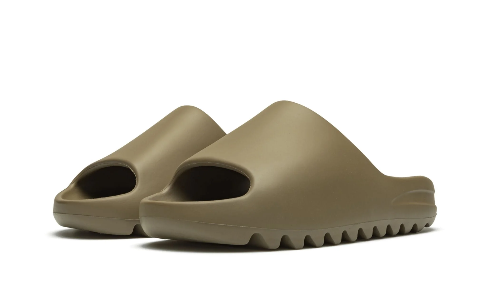 YEEZY SLIDE 